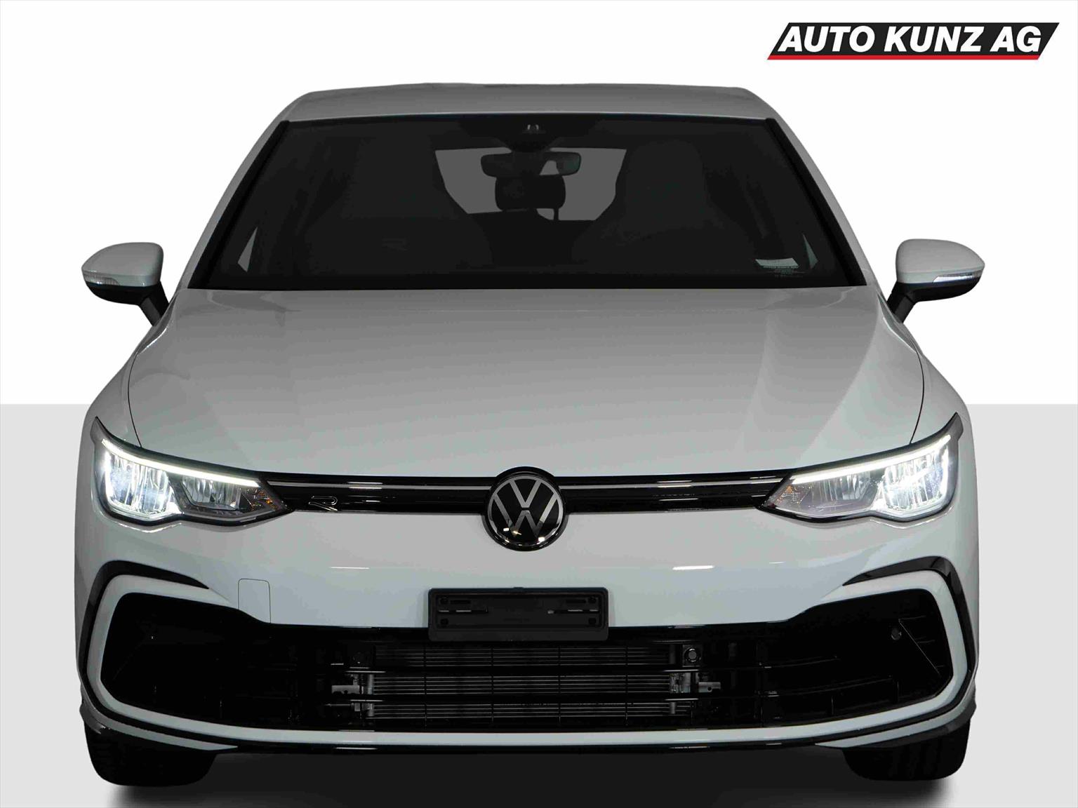 VW Golf 8 1.5 eTSI mHEV R-Line DSG-image-2