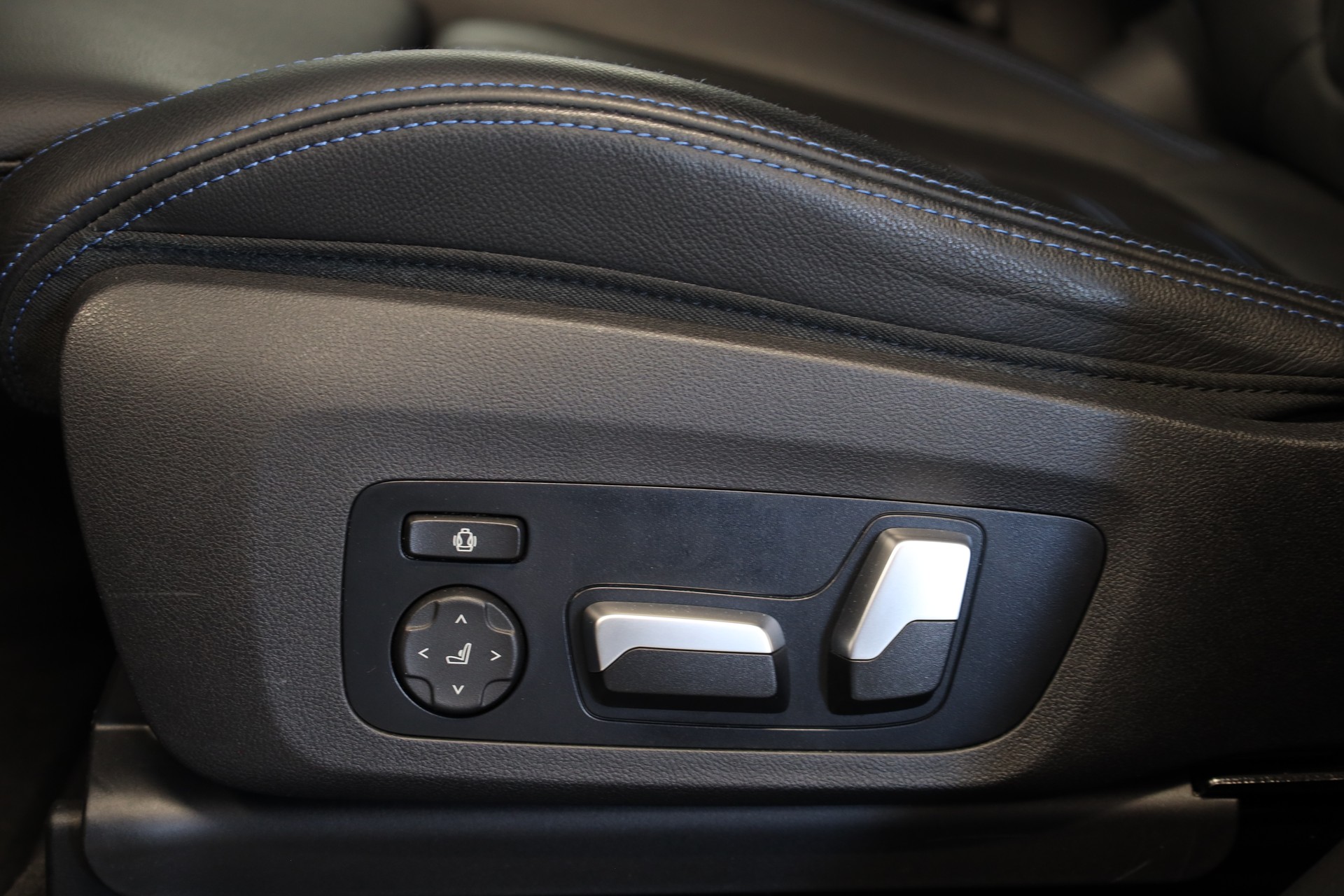 BMW X3 xDrive 48V 20d M Sport-image-15