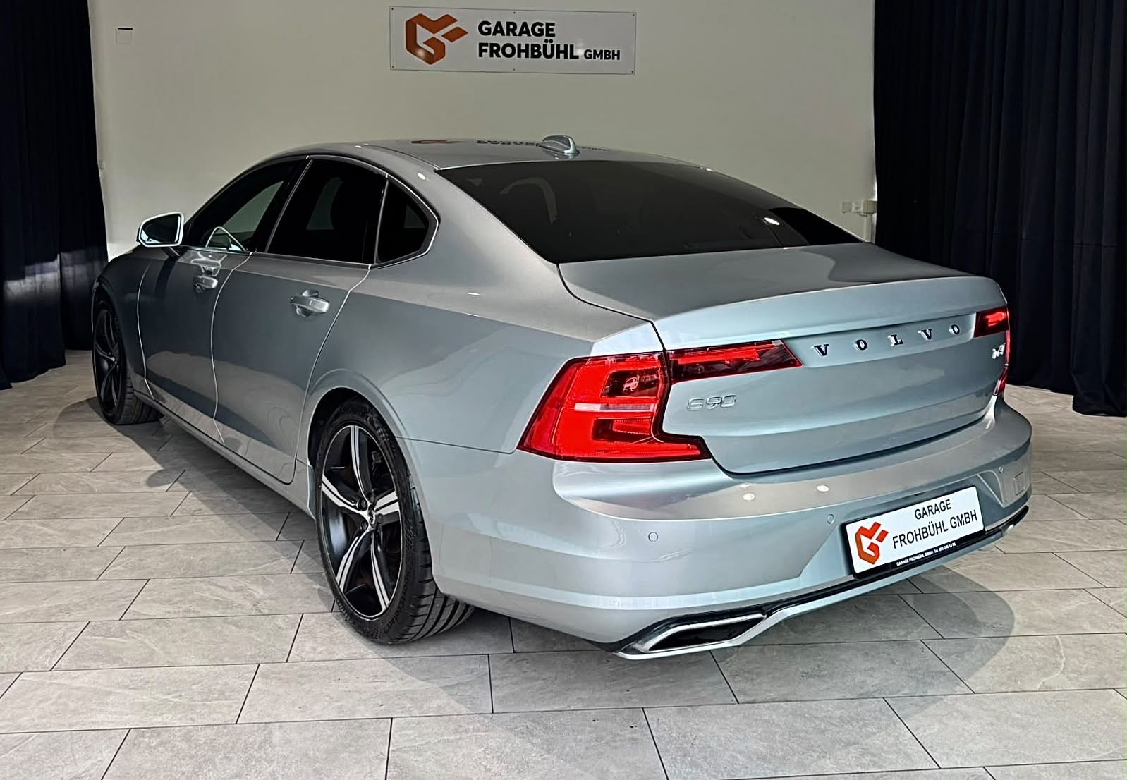 VOLVO S90 T6 AWD R-Design Geartronic | CH | 1.Hand |-image-3