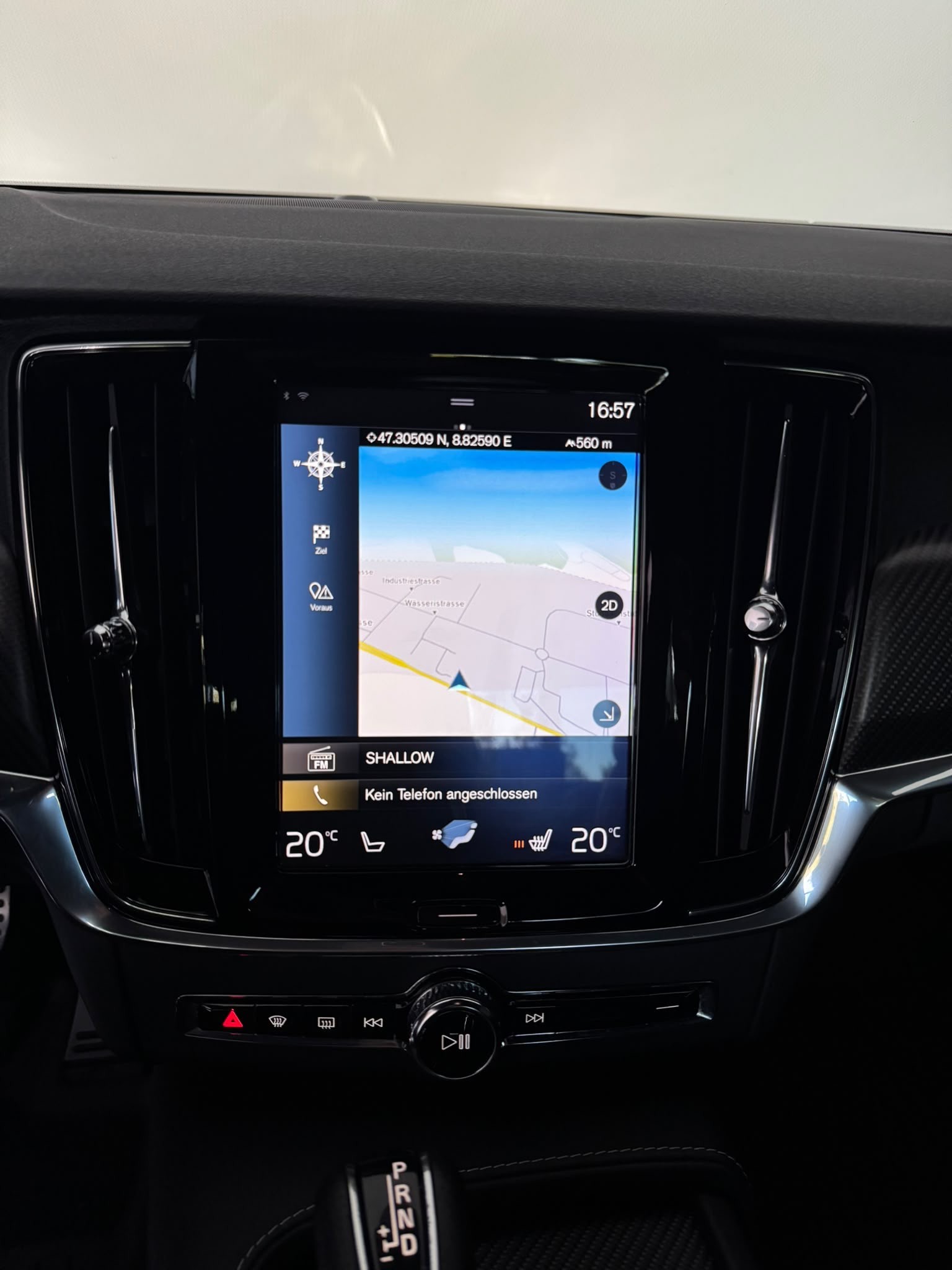 VOLVO S90 T6 AWD R-Design Geartronic | CH | 1.Hand |-image-10