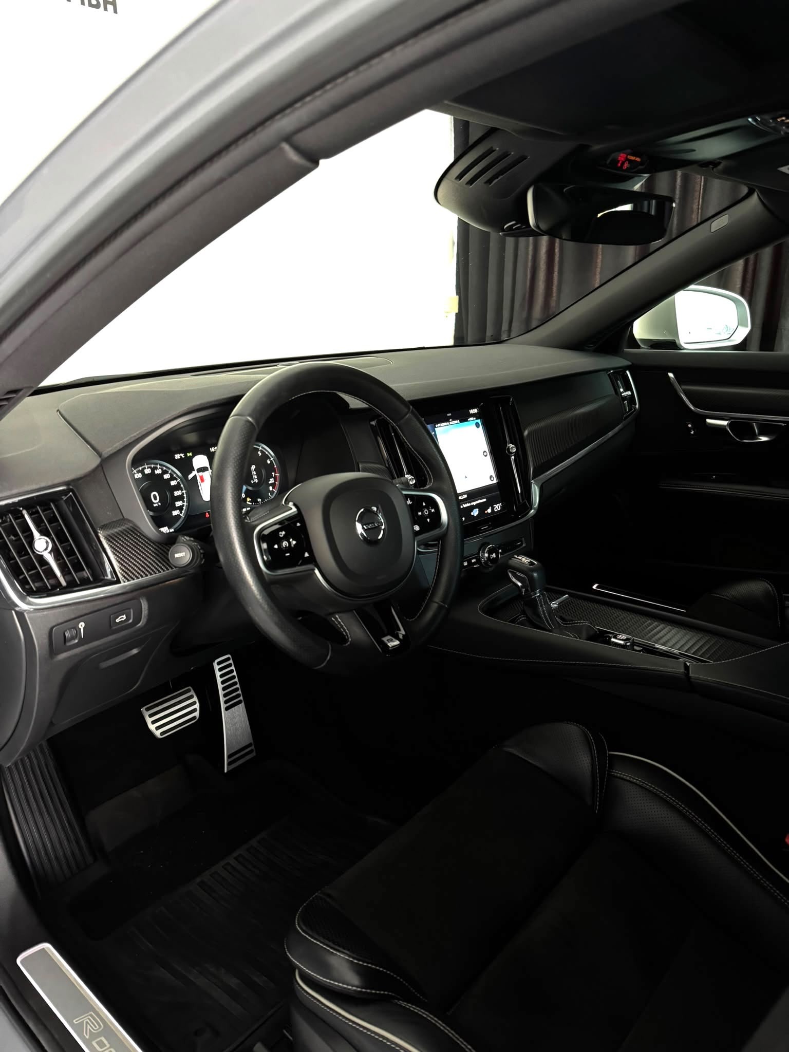 VOLVO S90 T6 AWD R-Design Geartronic | CH | 1.Hand |-image-5