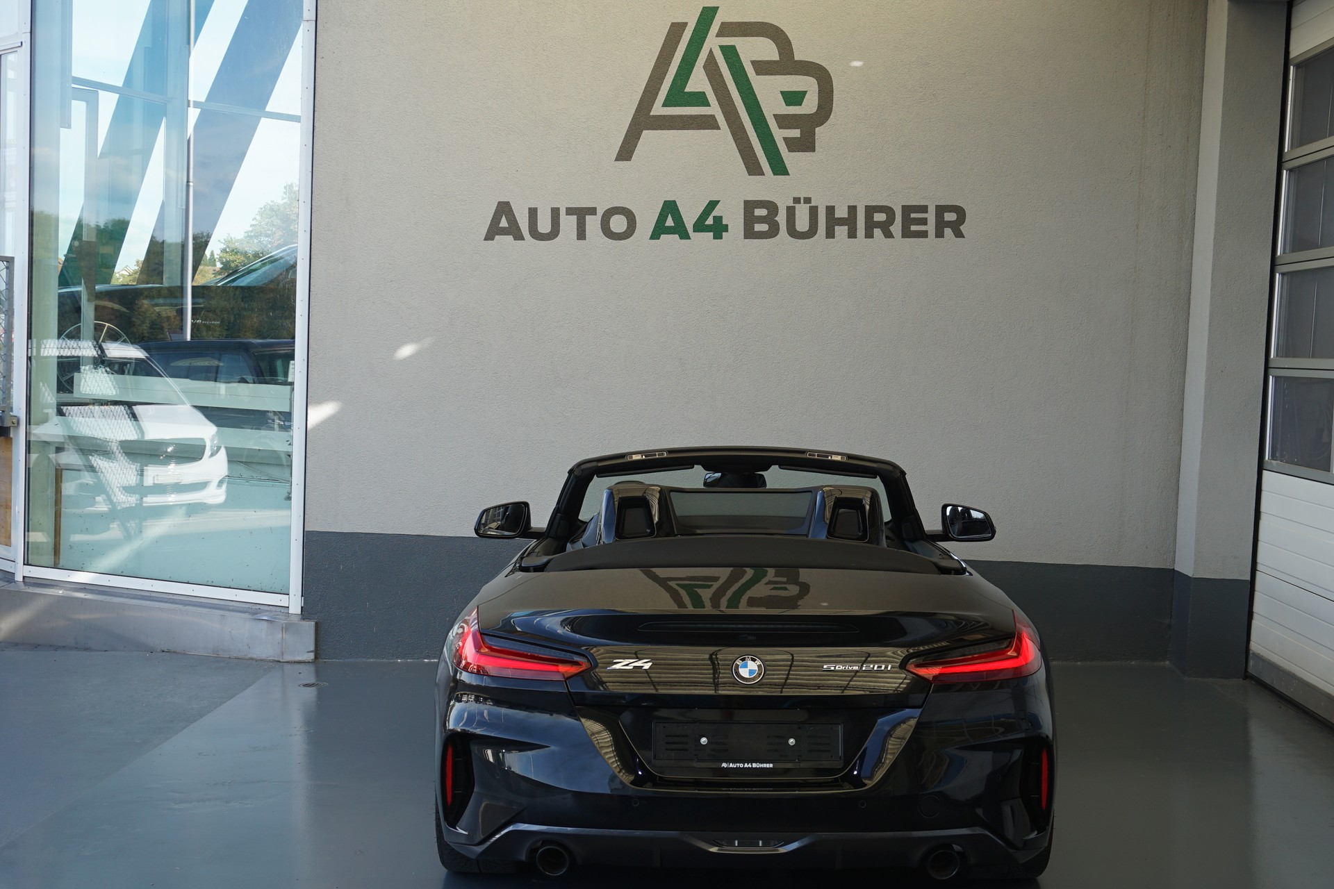 BMW Z4 sDrive 20i M Sport-image-15