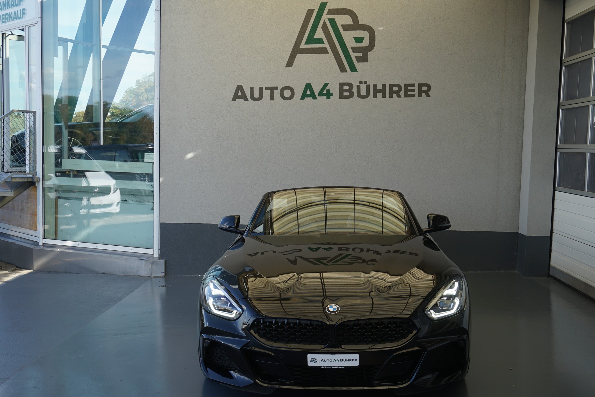 BMW Z4 sDrive 20i M Sport-image-13
