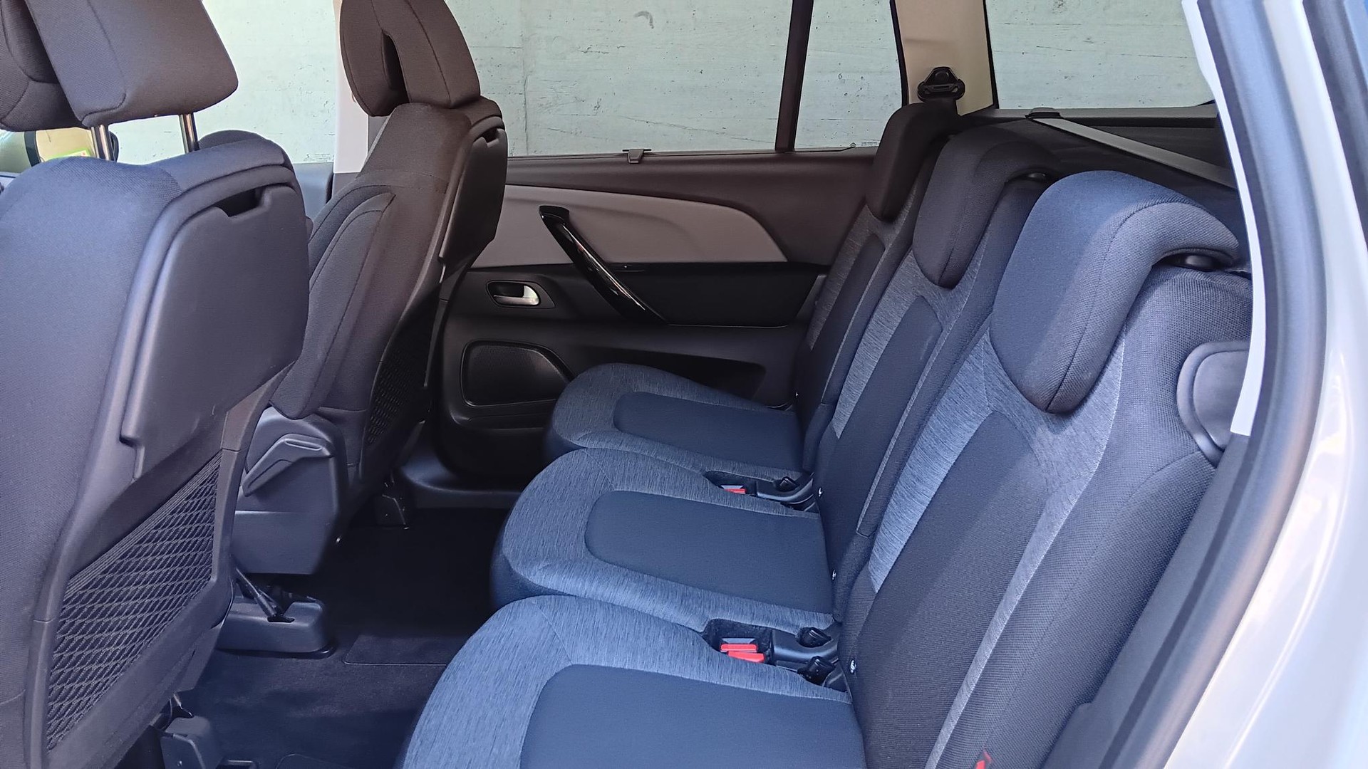 CITROEN Grand C4 Picasso 1.6 BlueHDi Feel Edition EAT6-image-7