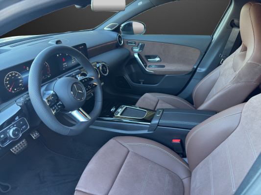 MERCEDES-BENZ A 250 4Matic 8G-DCT-image-5
