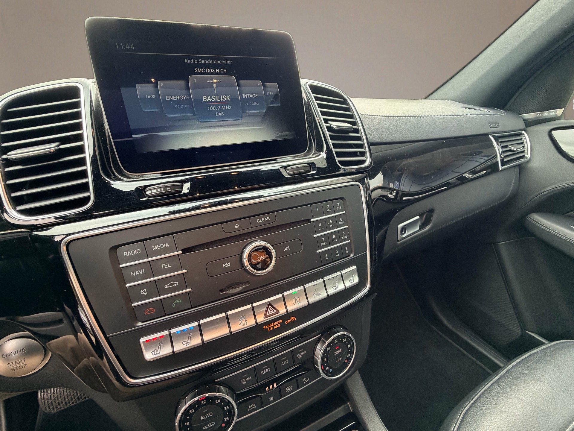MERCEDES-BENZ GLE 350 d Executive 4Matic 9G-Tronic-image-14