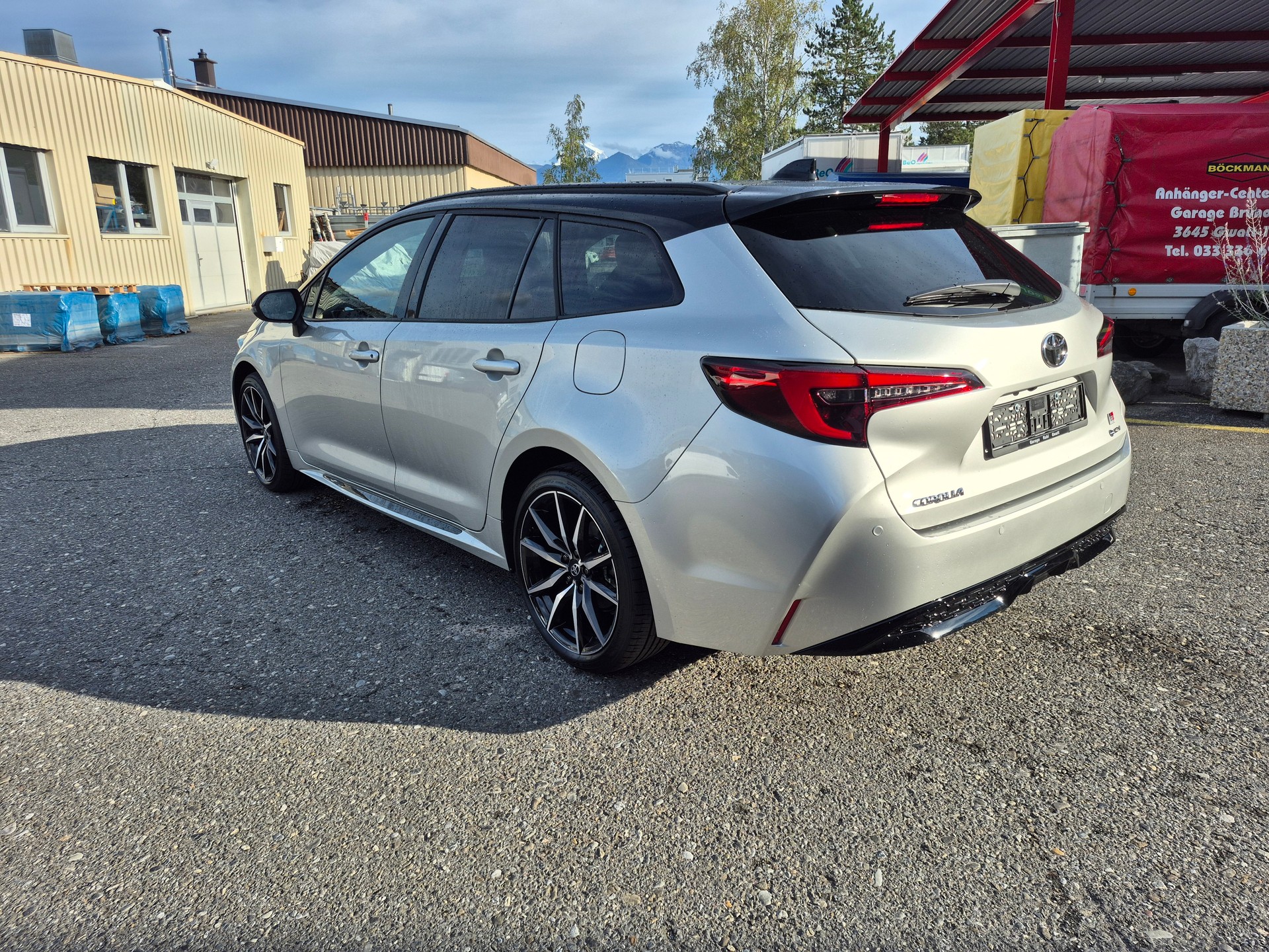 TOYOTA Corolla Touring Sports 2.0 HSD GR Sport e-CVT-image-6