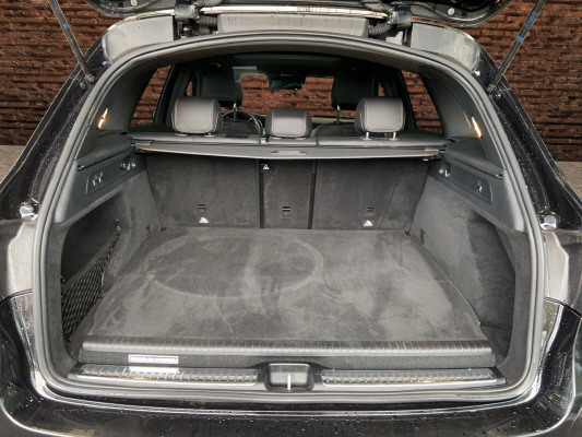 MERCEDES-BENZ GLC 350 e AMG Line 4Matic-image-7
