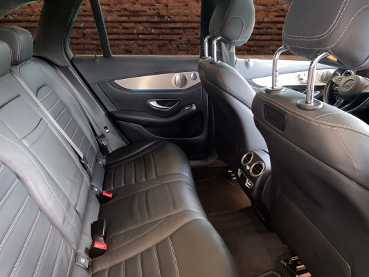 MERCEDES-BENZ GLC 350 e AMG Line 4Matic-image-13