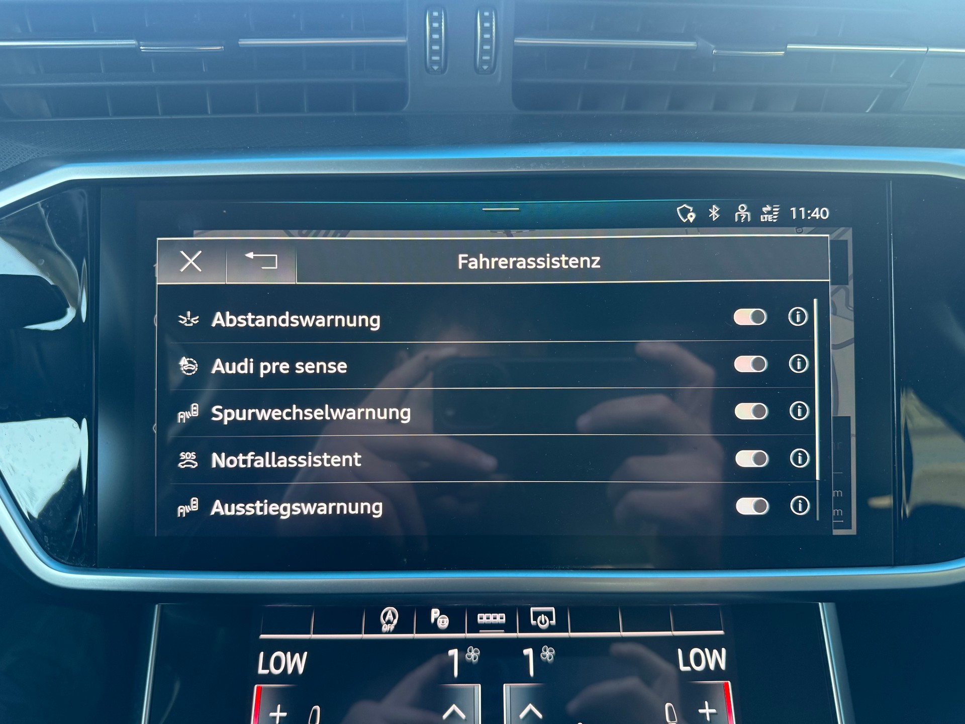AUDI A6 Avant 2.0 45 TFSI Sport quattro S-Tronic-image-18