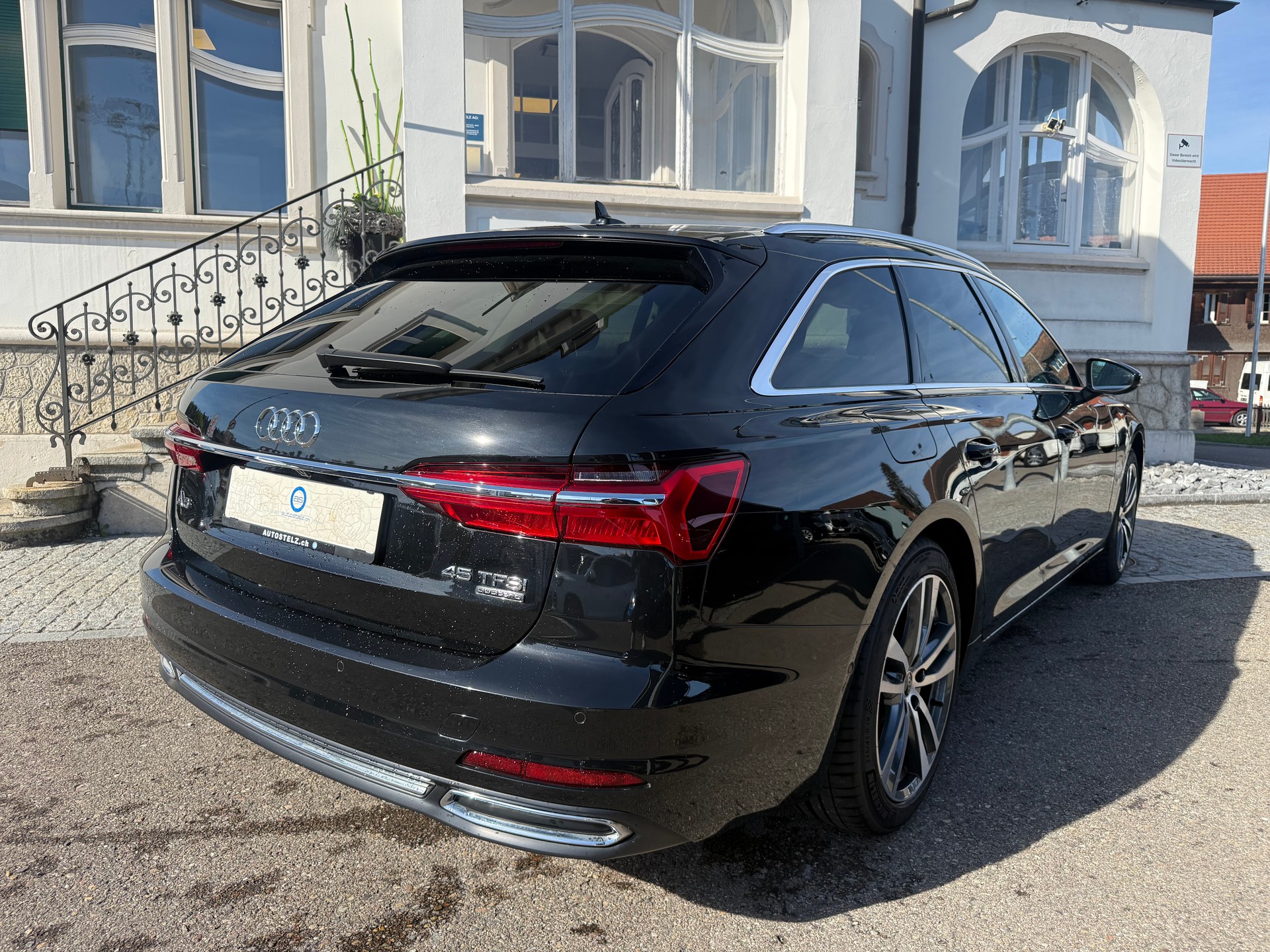 AUDI A6 Avant 2.0 45 TFSI Sport quattro S-Tronic-image-5