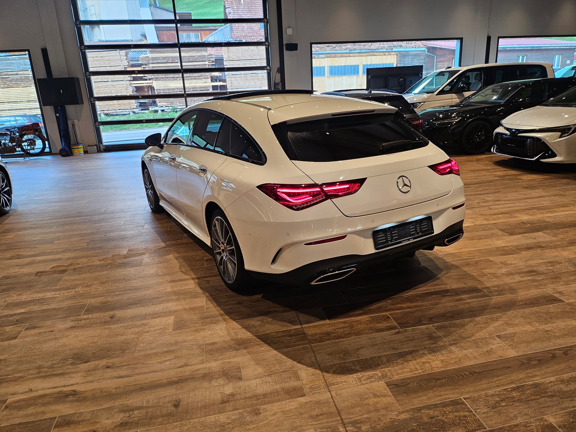 MERCEDES-BENZ CLA Shooting Brake 250 e 8G-DCT AMG Line🔥NP.82'000🔥-image-8