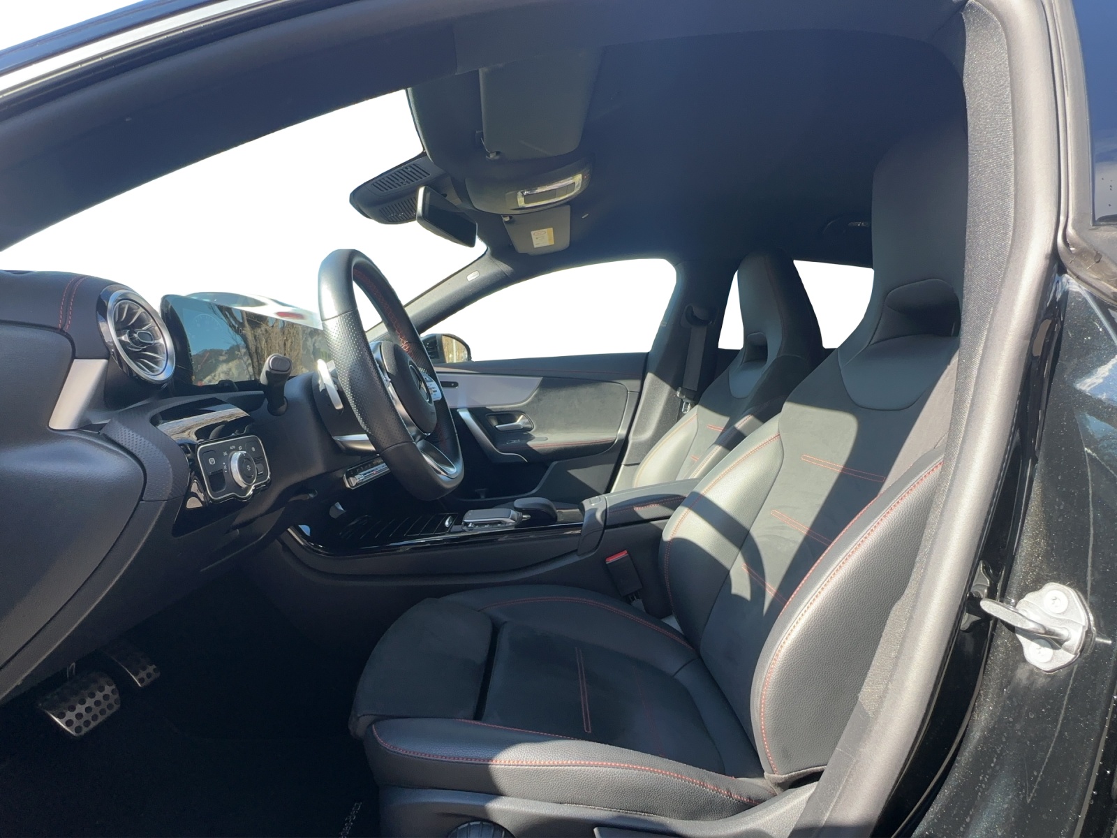MERCEDES-BENZ CLA SB 250 AMG Line 4M 7G-image-8