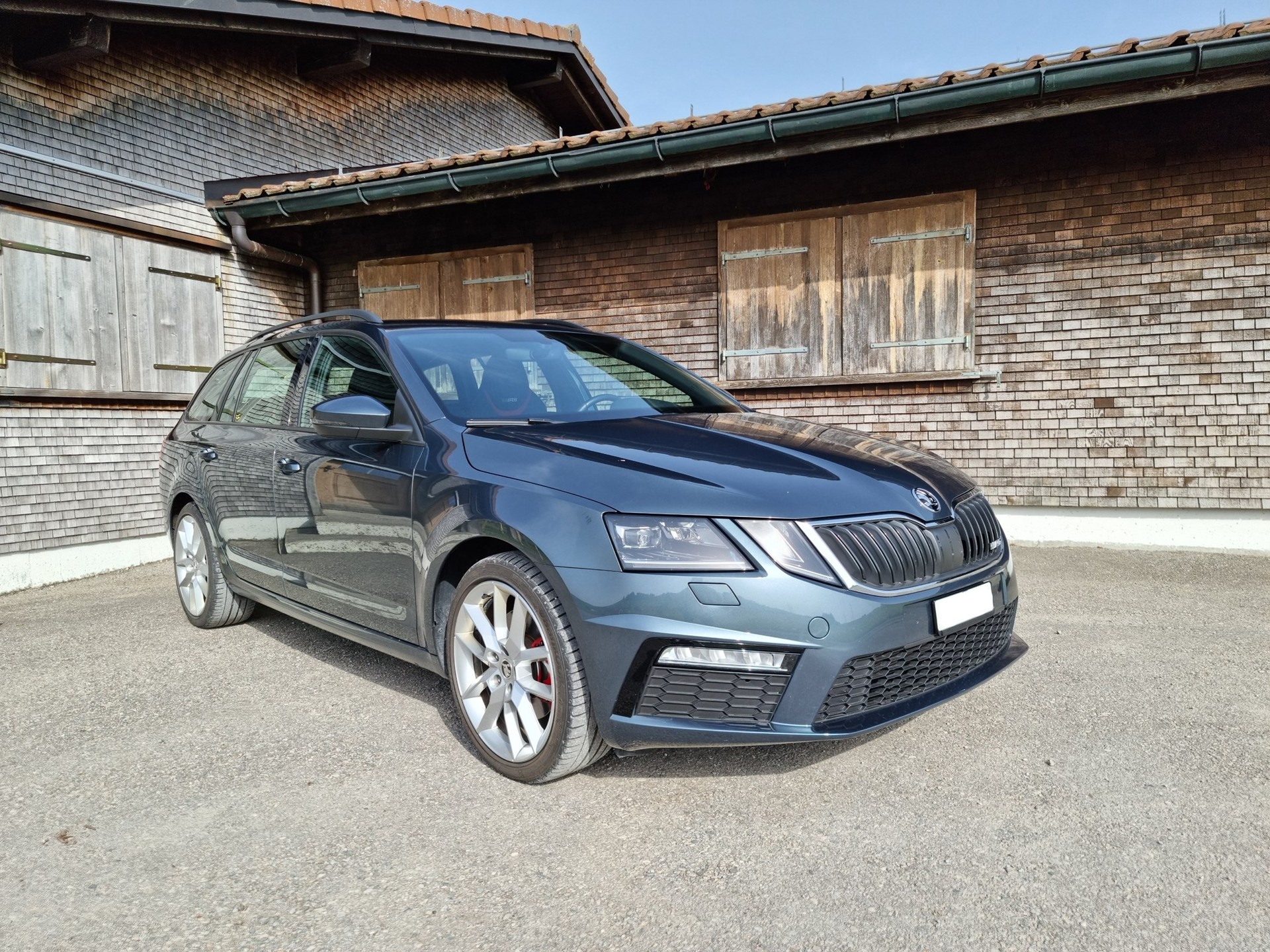 SKODA Octavia Combi 2.0 TDI RS 4x4 DSG-image-0