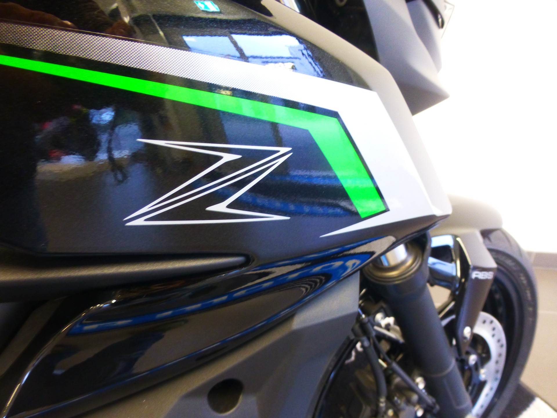 KAWASAKI Z 500-image-13