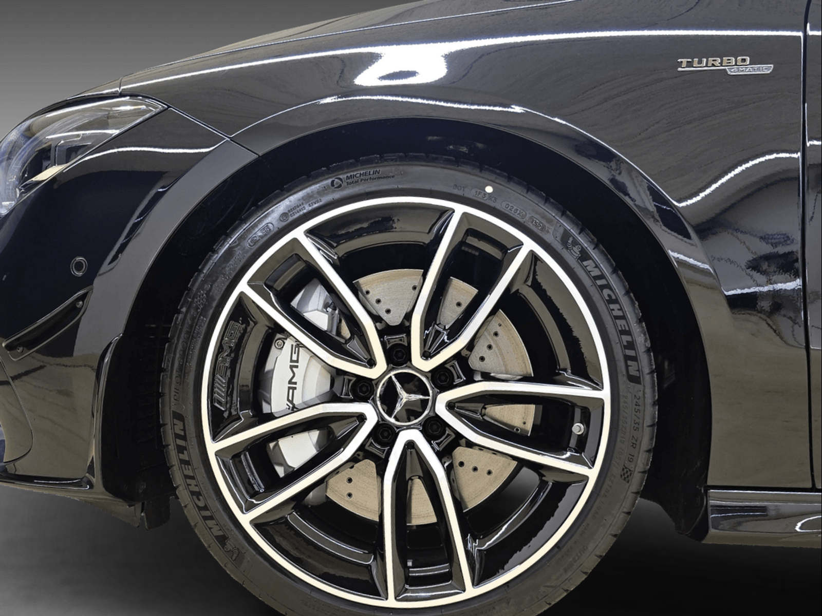 MERCEDES-BENZ CLA 35 4Matic-image-5