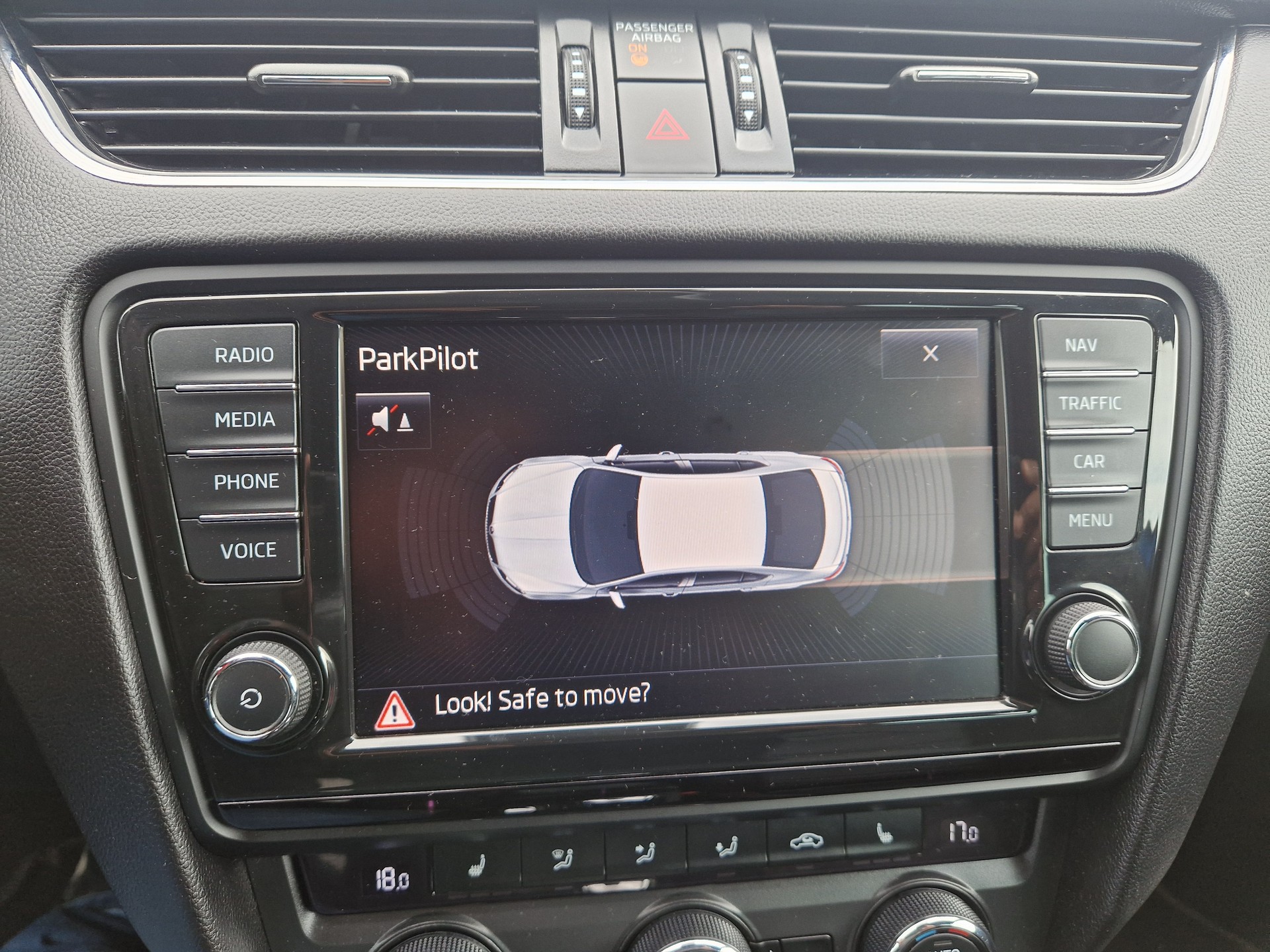 SKODA Octavia 2.0 TSI RS DSG-image-4