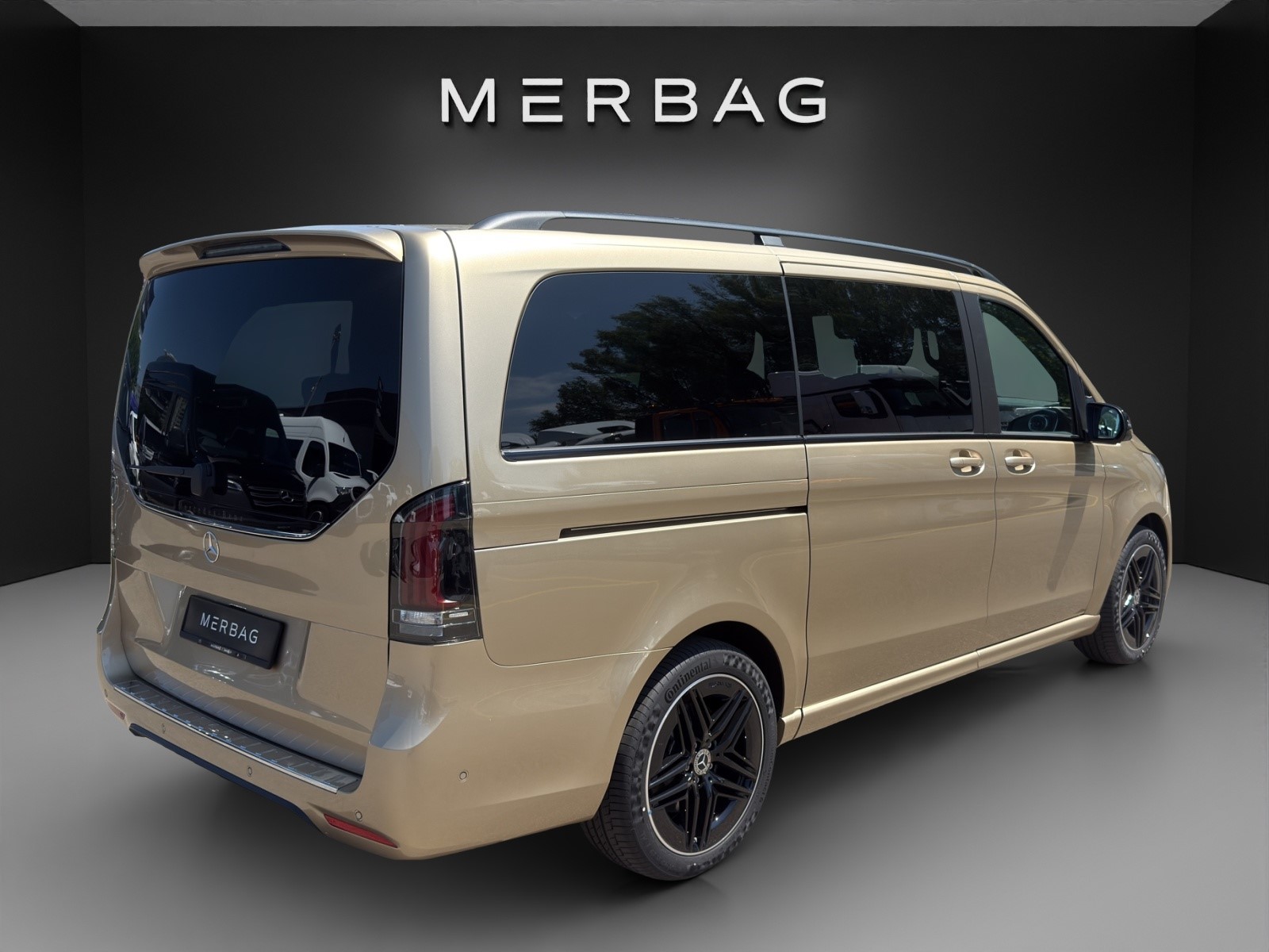 MERCEDES-BENZ V 300 d lang Exclusive 4Matic 9G-Tronic-image-4