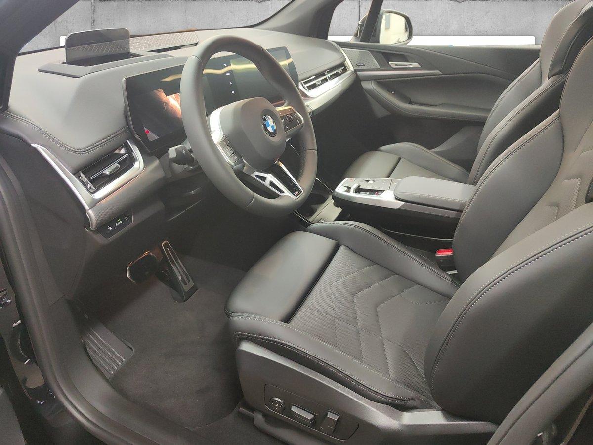BMW 223d xDrive Active Tourer-image-12