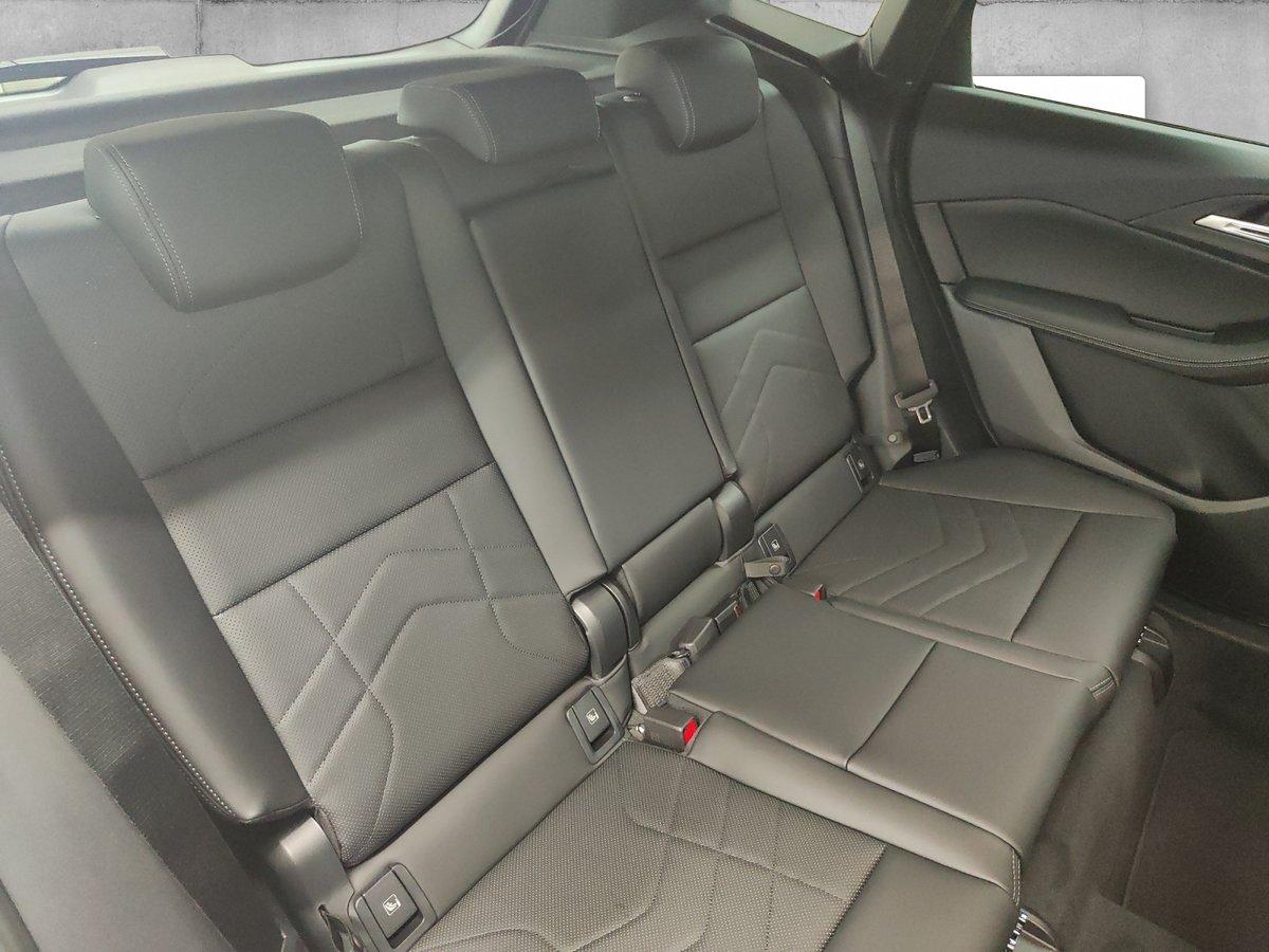BMW 223d xDrive Active Tourer-image-18
