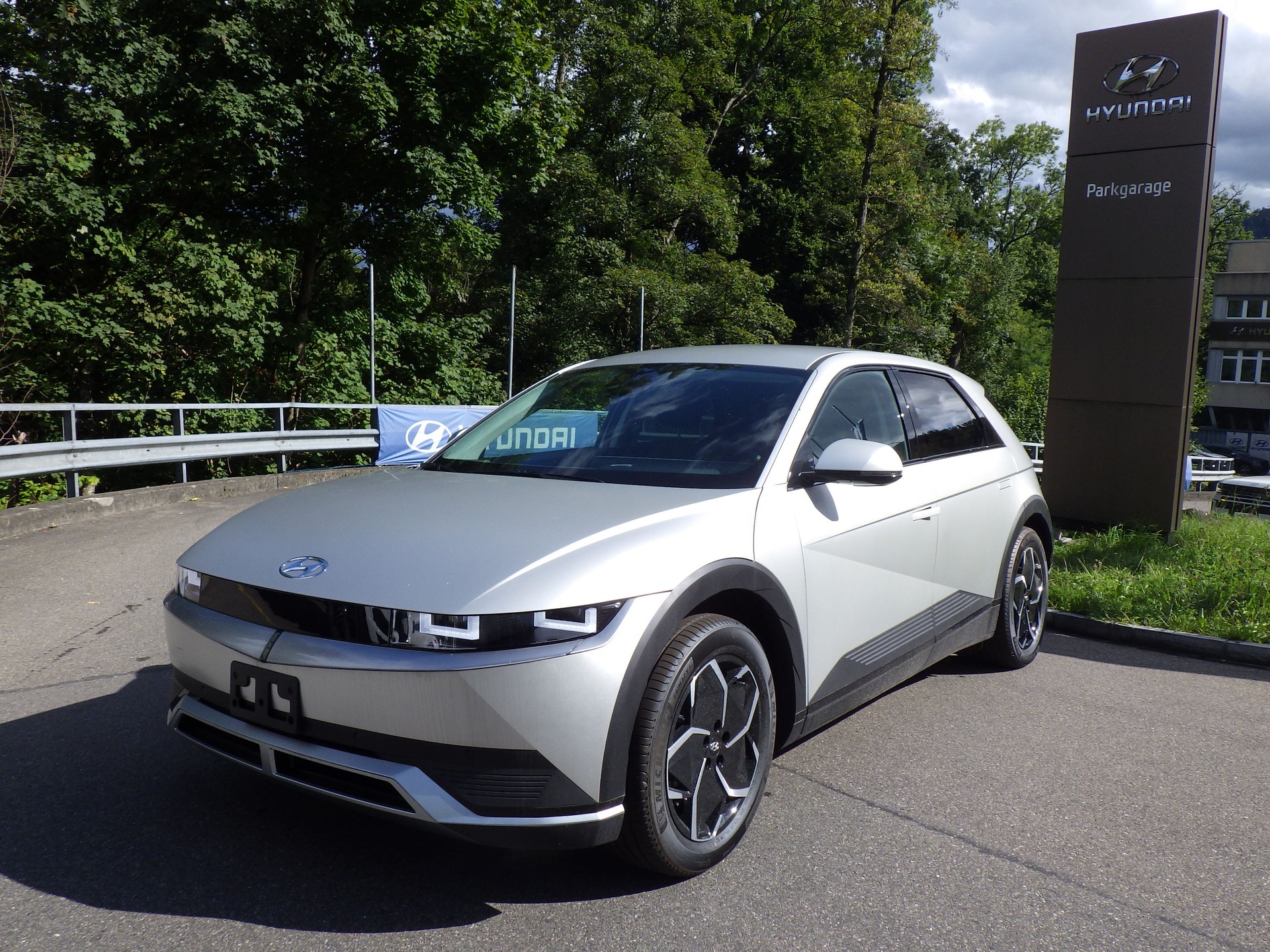 HYUNDAI Ioniq 5 77kWh Amplia 4WD-image-0