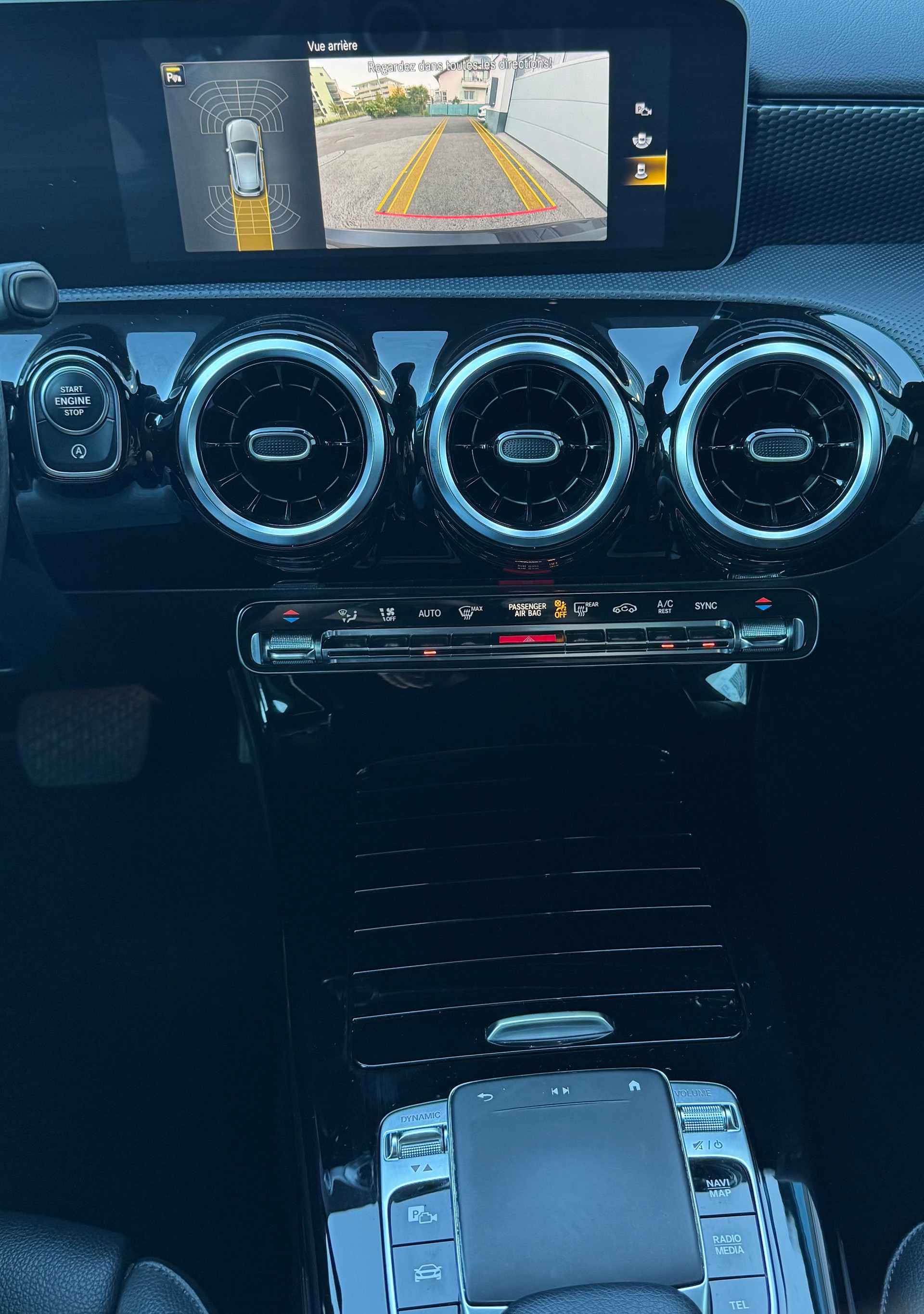 MERCEDES-BENZ A 180 d Progressive-image-10