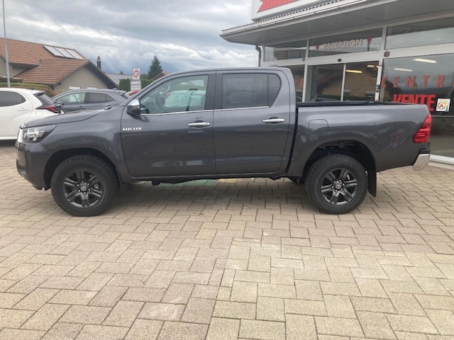 TOYOTA Hilux 2.4d Style Double Cab 4x4 A-image-7