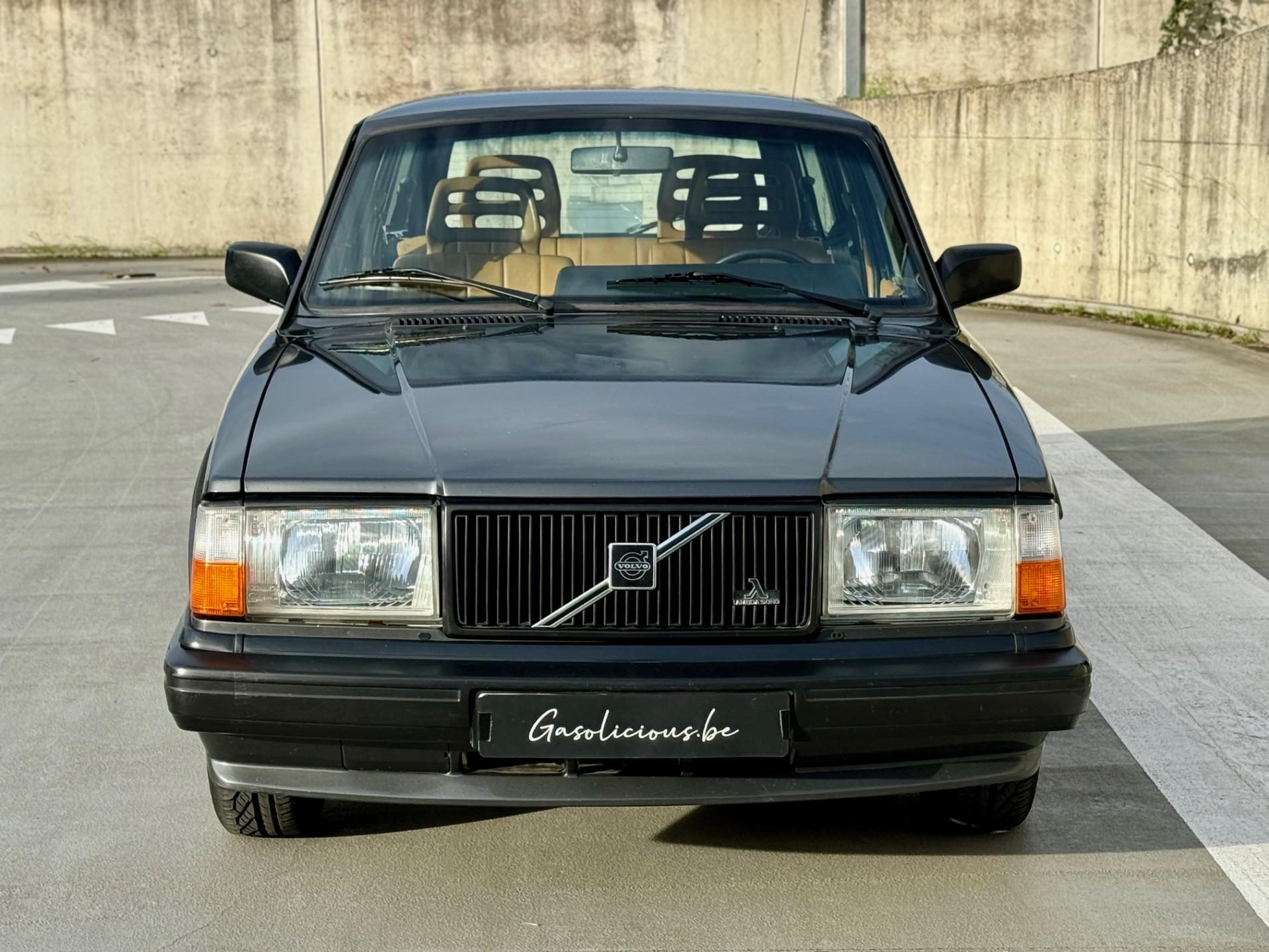 VOLVO 240 2.3 GLT (GL)-image-1