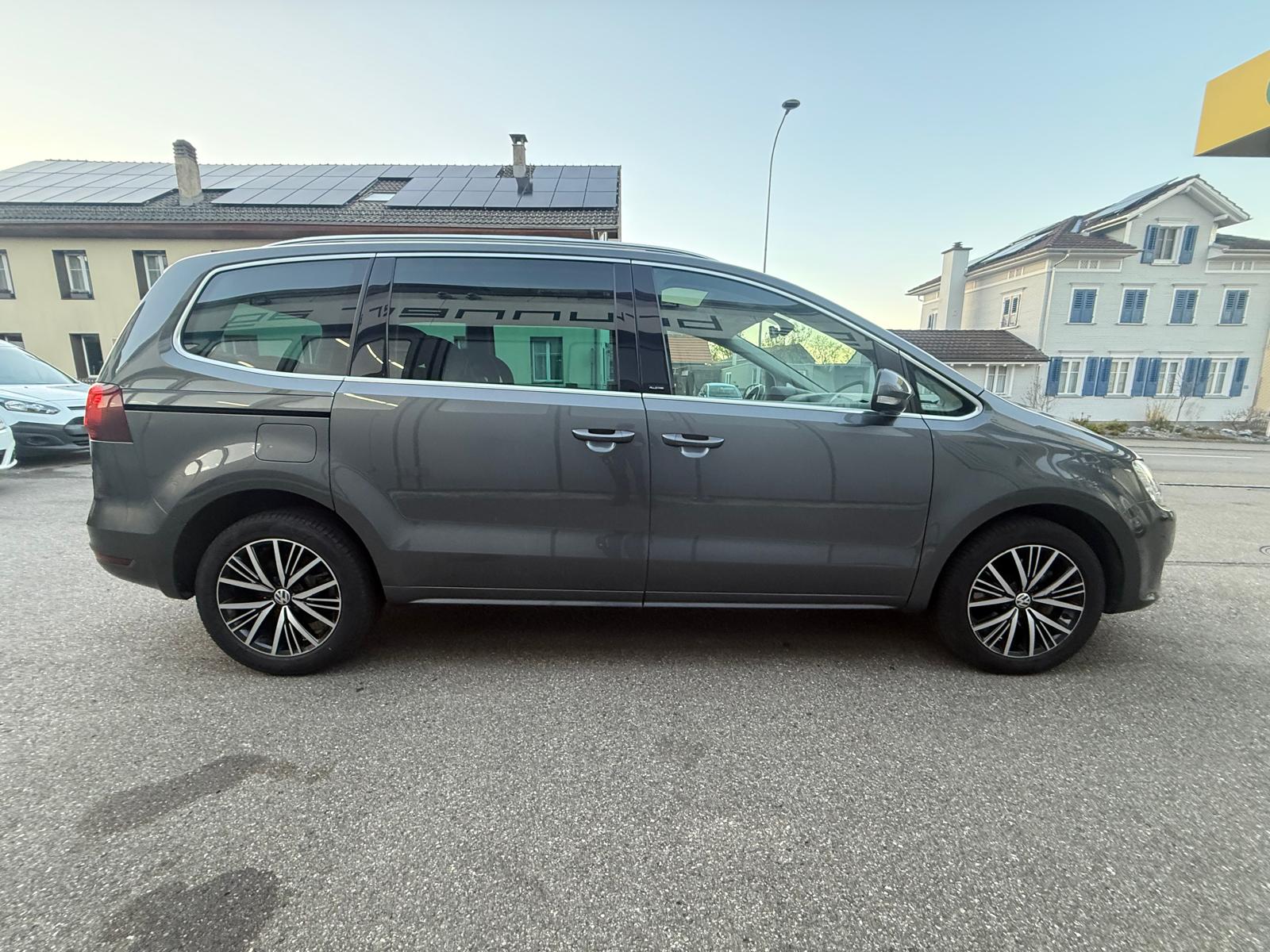 VW Sharan 2.0 TDI BMT Allstar 4Motion-image-7