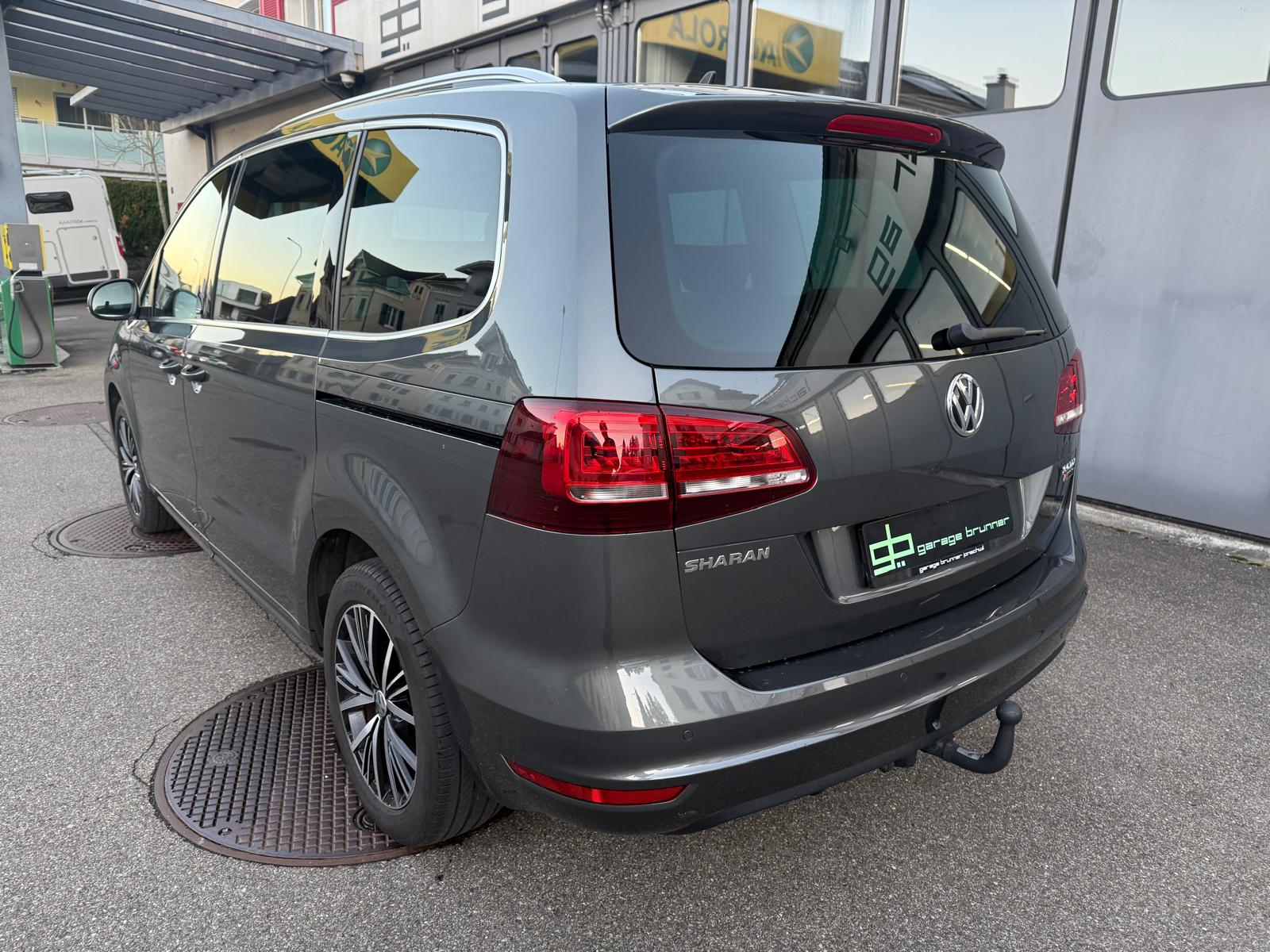 VW Sharan 2.0 TDI BMT Allstar 4Motion-image-6