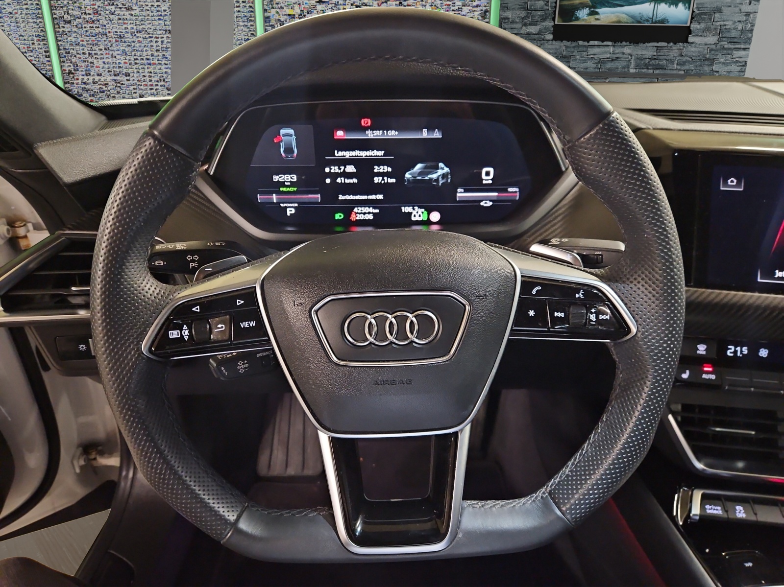 AUDI e-tron GT quattro-image-11