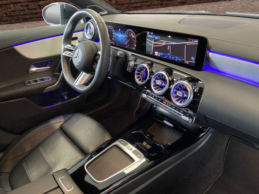 MERCEDES-BENZ CLA SB 250 8G-DCT 4M-image-13