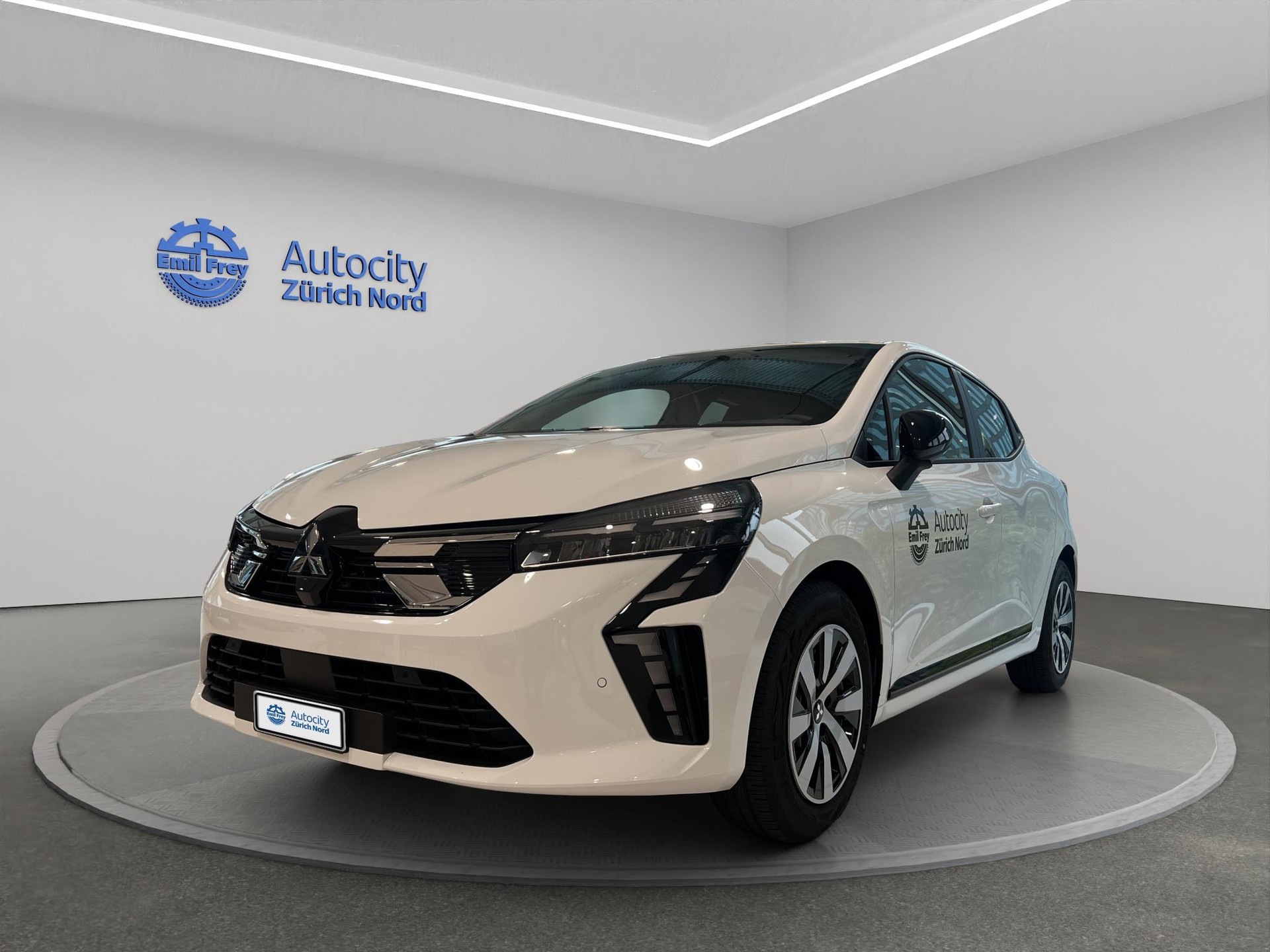 MITSUBISHI Colt 1.0 Invite-image-0