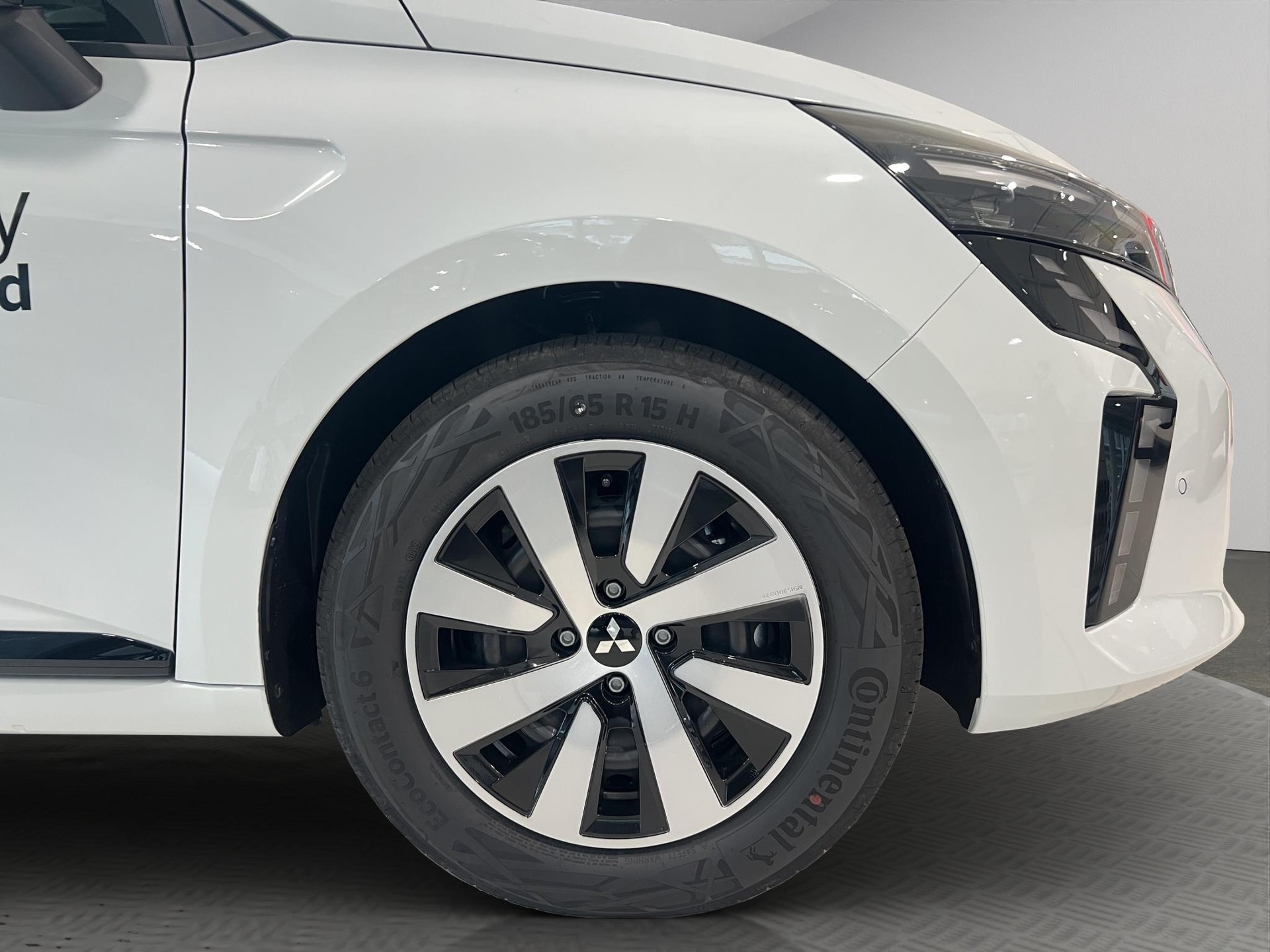 MITSUBISHI Colt 1.0 Invite-image-6