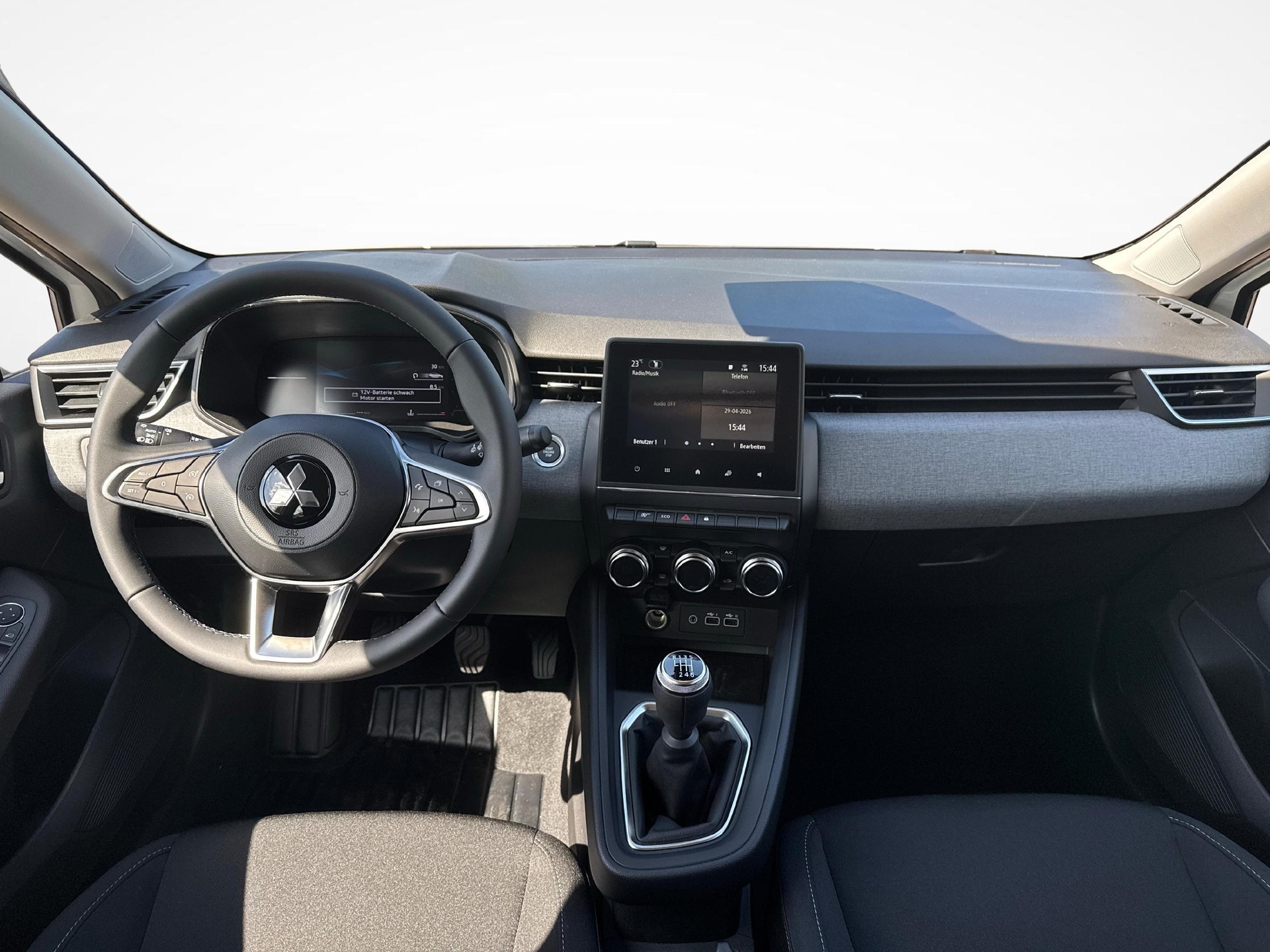 MITSUBISHI Colt 1.0 Invite-image-24