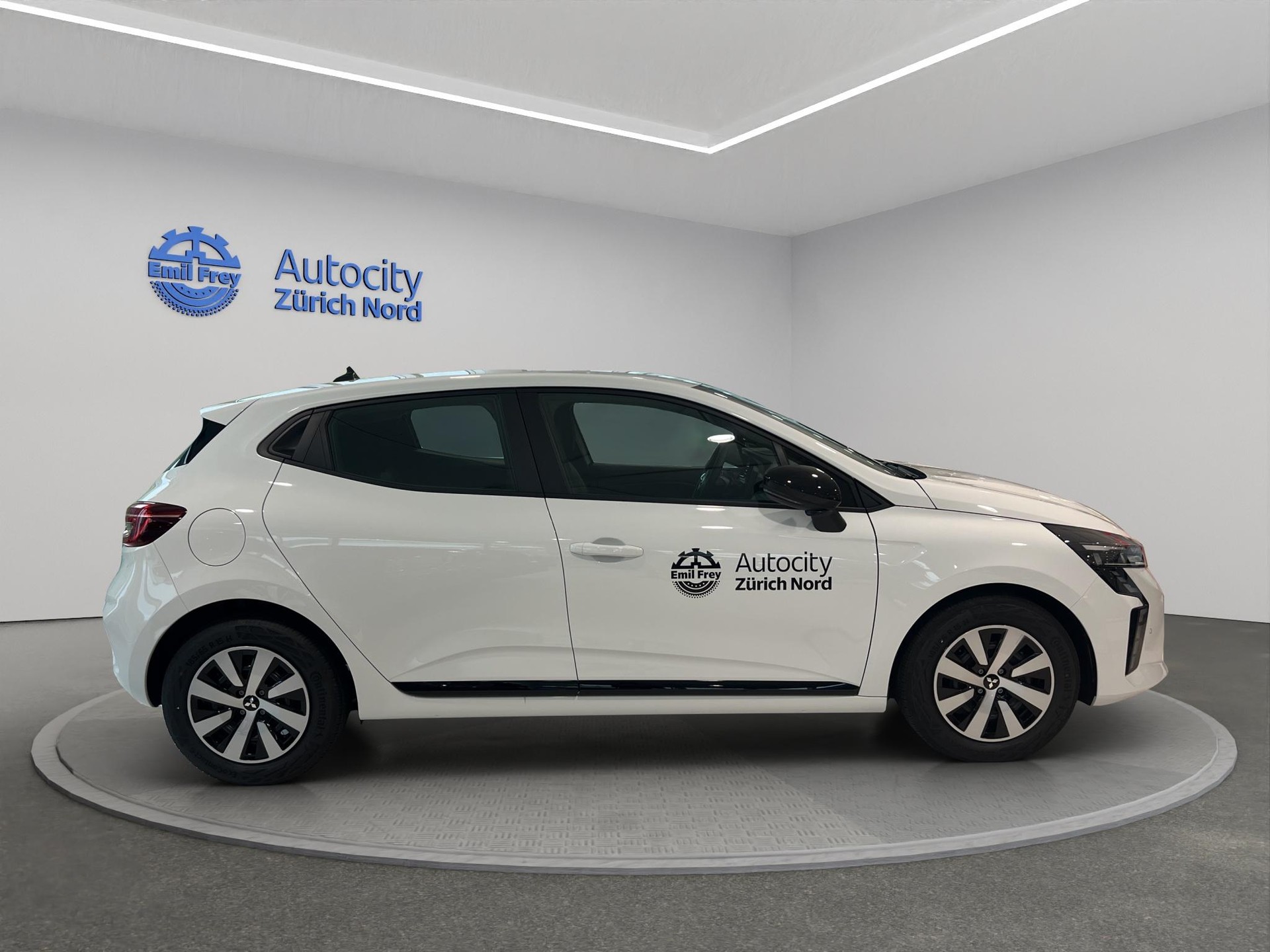 MITSUBISHI Colt 1.0 Invite-image-5