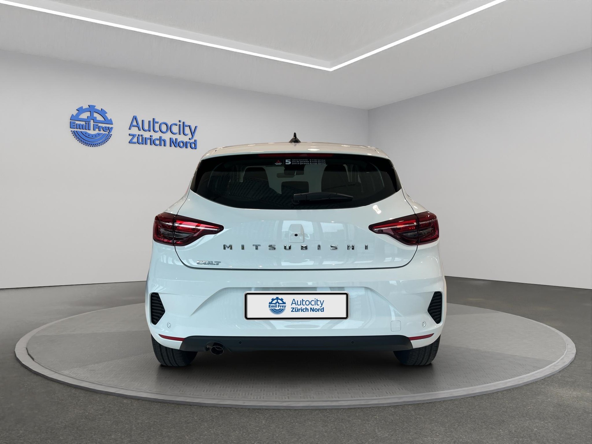 MITSUBISHI Colt 1.0 Invite-image-3