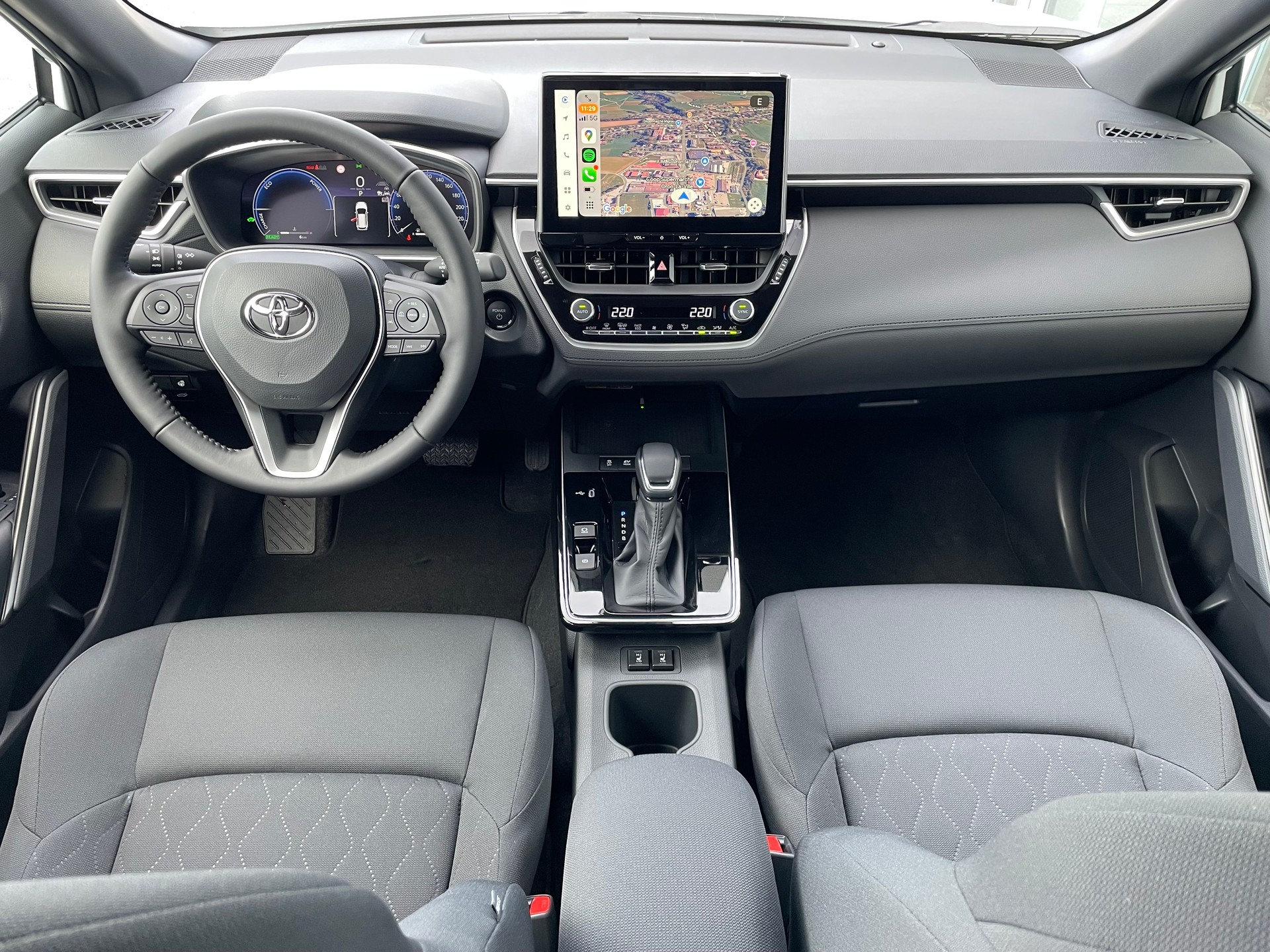 TOYOTA Corolla Cross 1.8 Trend e-CVT-image-11