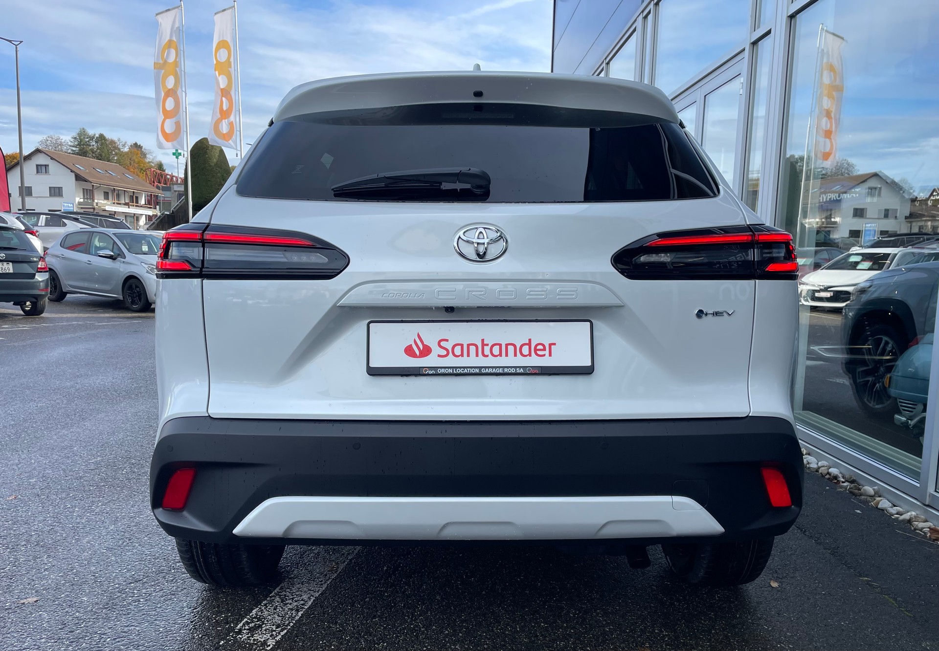 TOYOTA Corolla Cross 1.8 Trend e-CVT-image-4