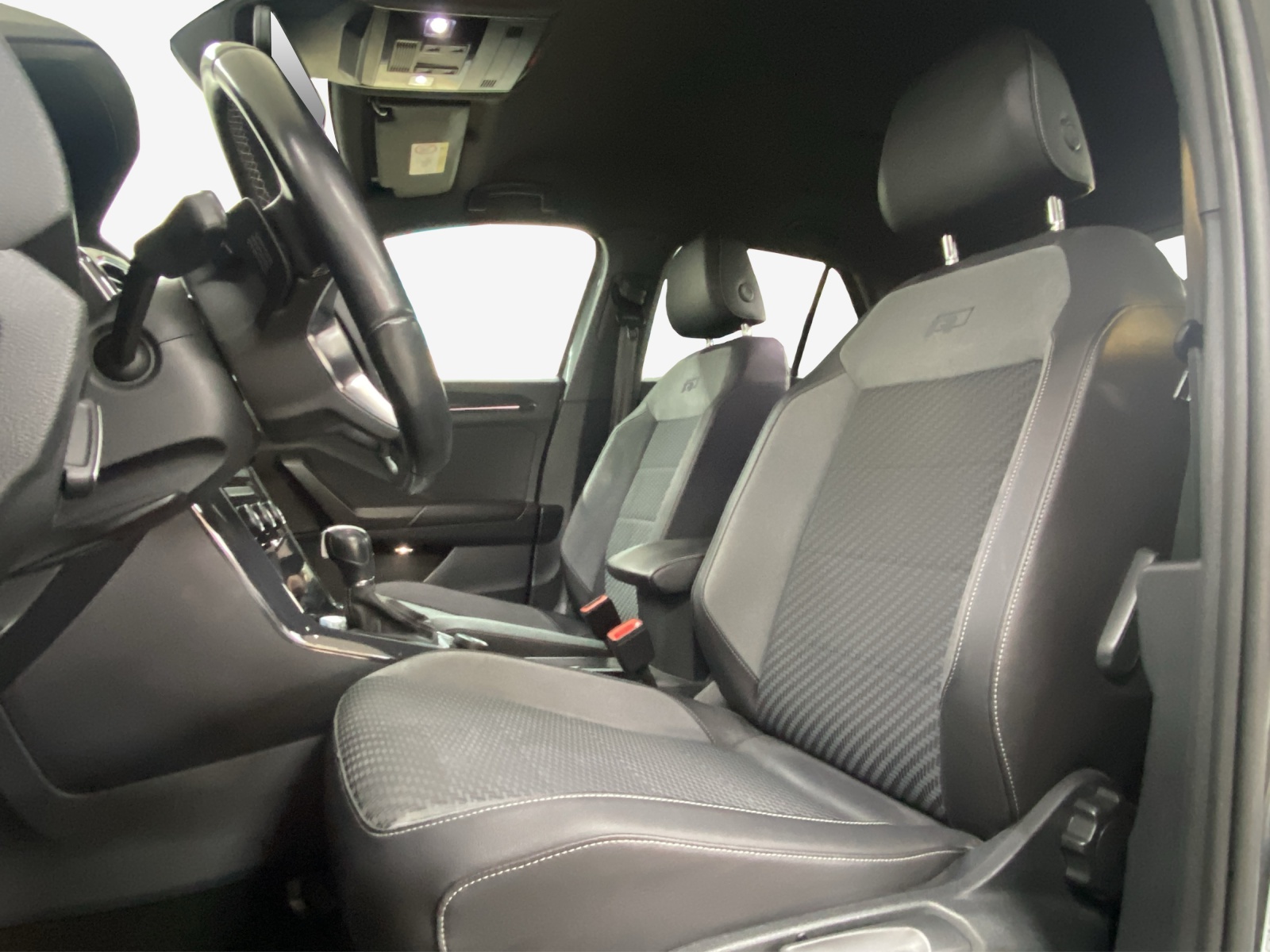 VW T-Roc 2.0 TSI Sport DSG 4Motion-image-7