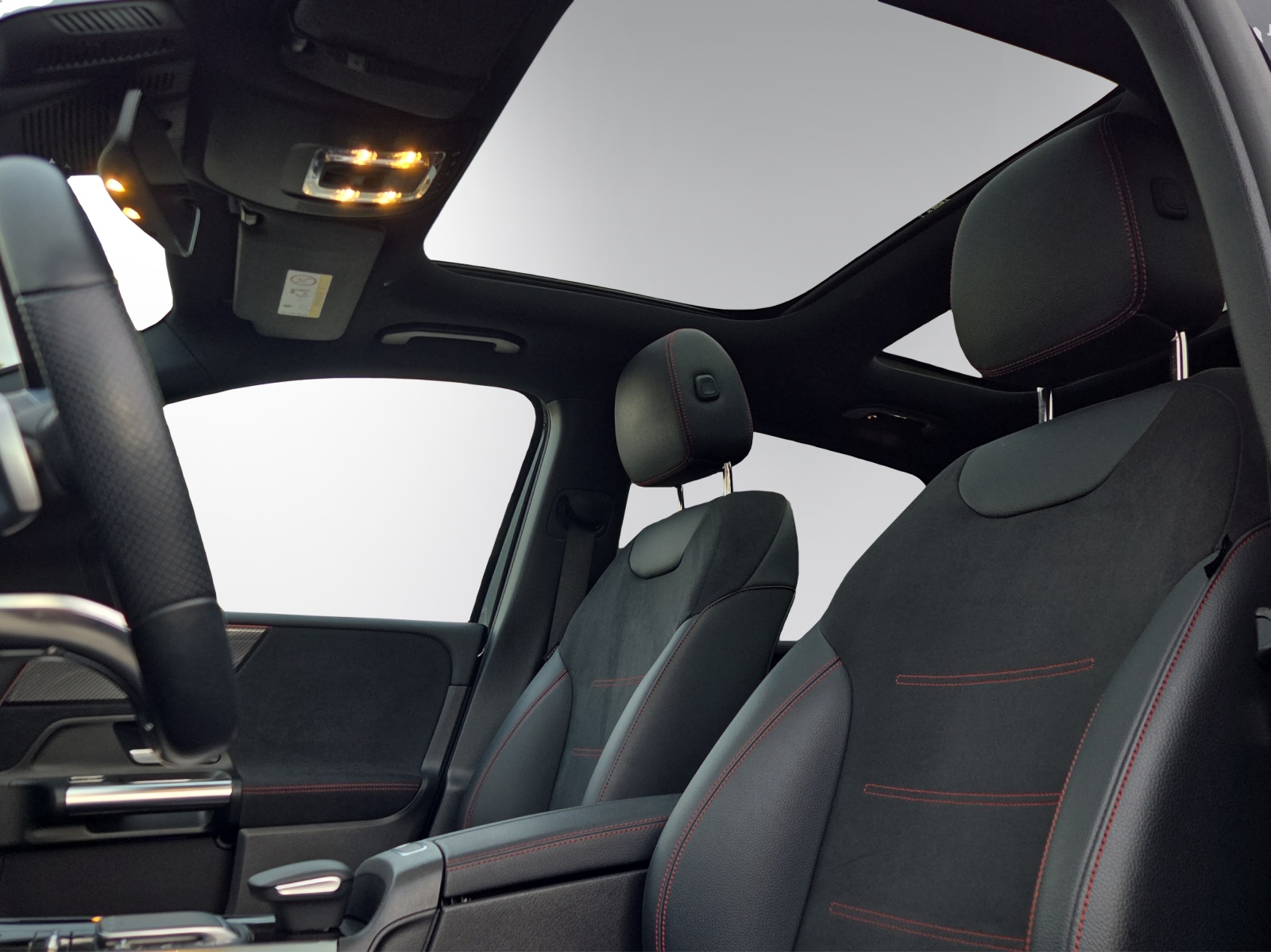 Image MERCEDES-BENZ B-200 B 200 4M AMG Line