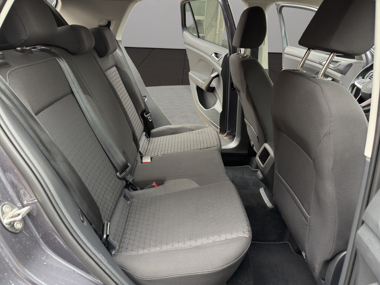 VW T-Cross 1.0 TSI Life DSG-image-17
