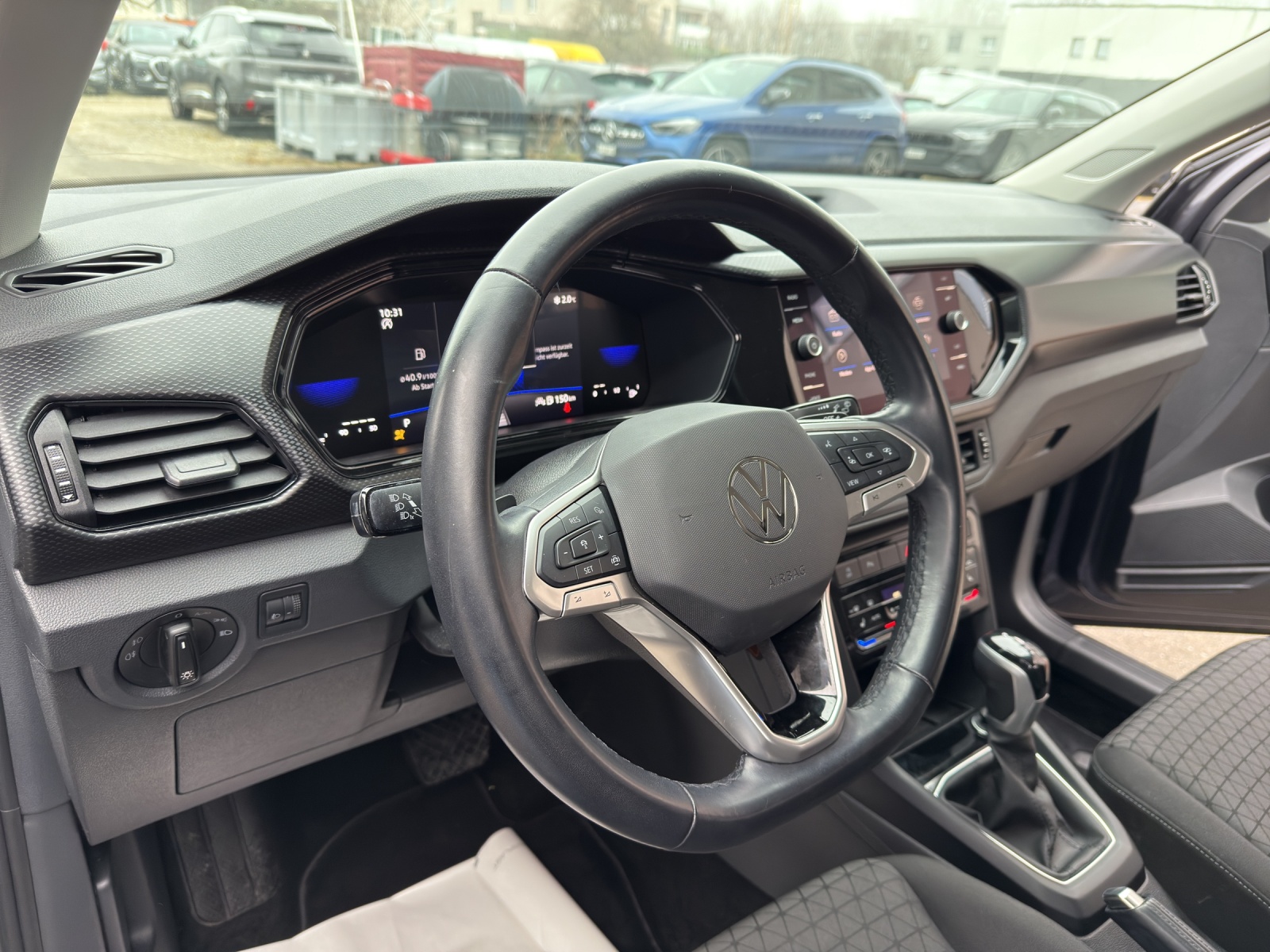 VW T-Cross 1.0 TSI Life DSG-image-22