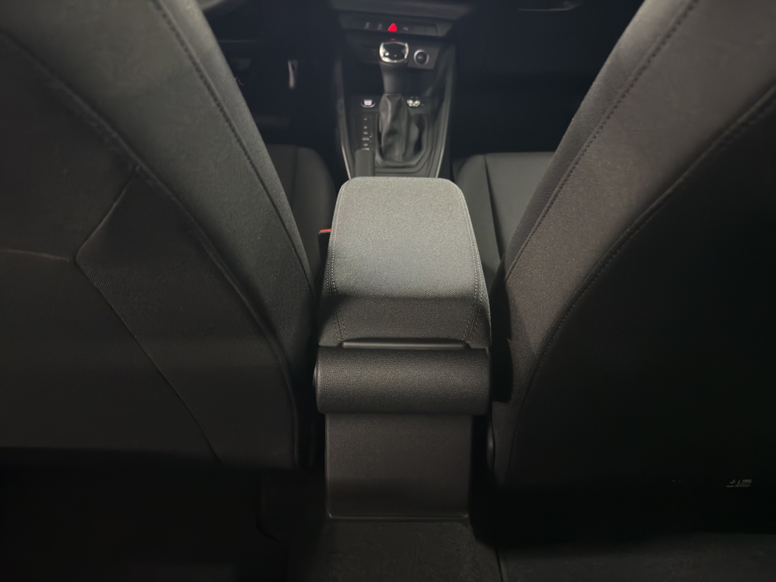 AUDI A1 Sportback 30 TFSI Attraction S-tronic-image-10