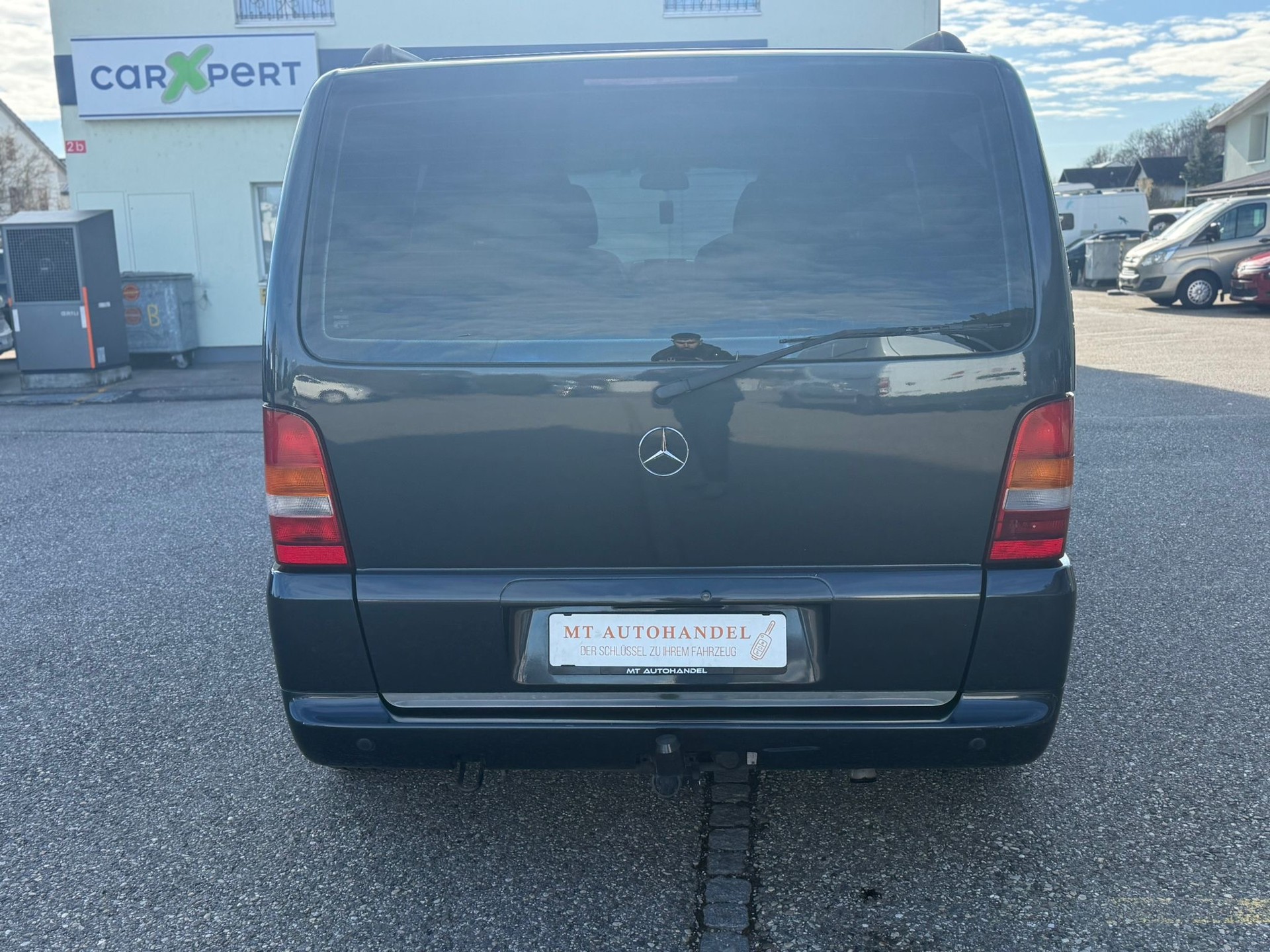 MERCEDES-BENZ V 220 CDI Ambiente-image-4