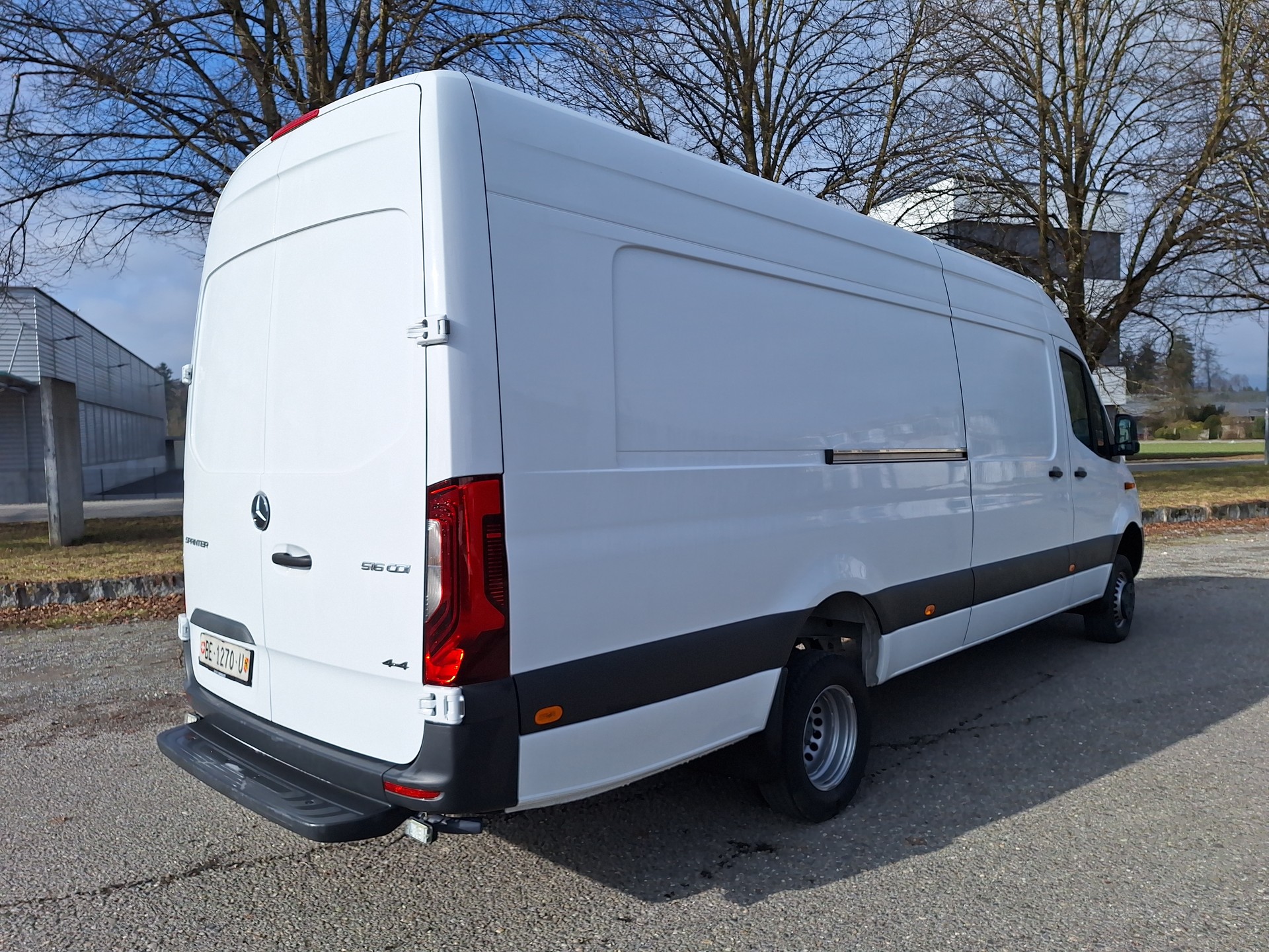 MERCEDES-BENZ 516 CDI 4x4 XL-image-2