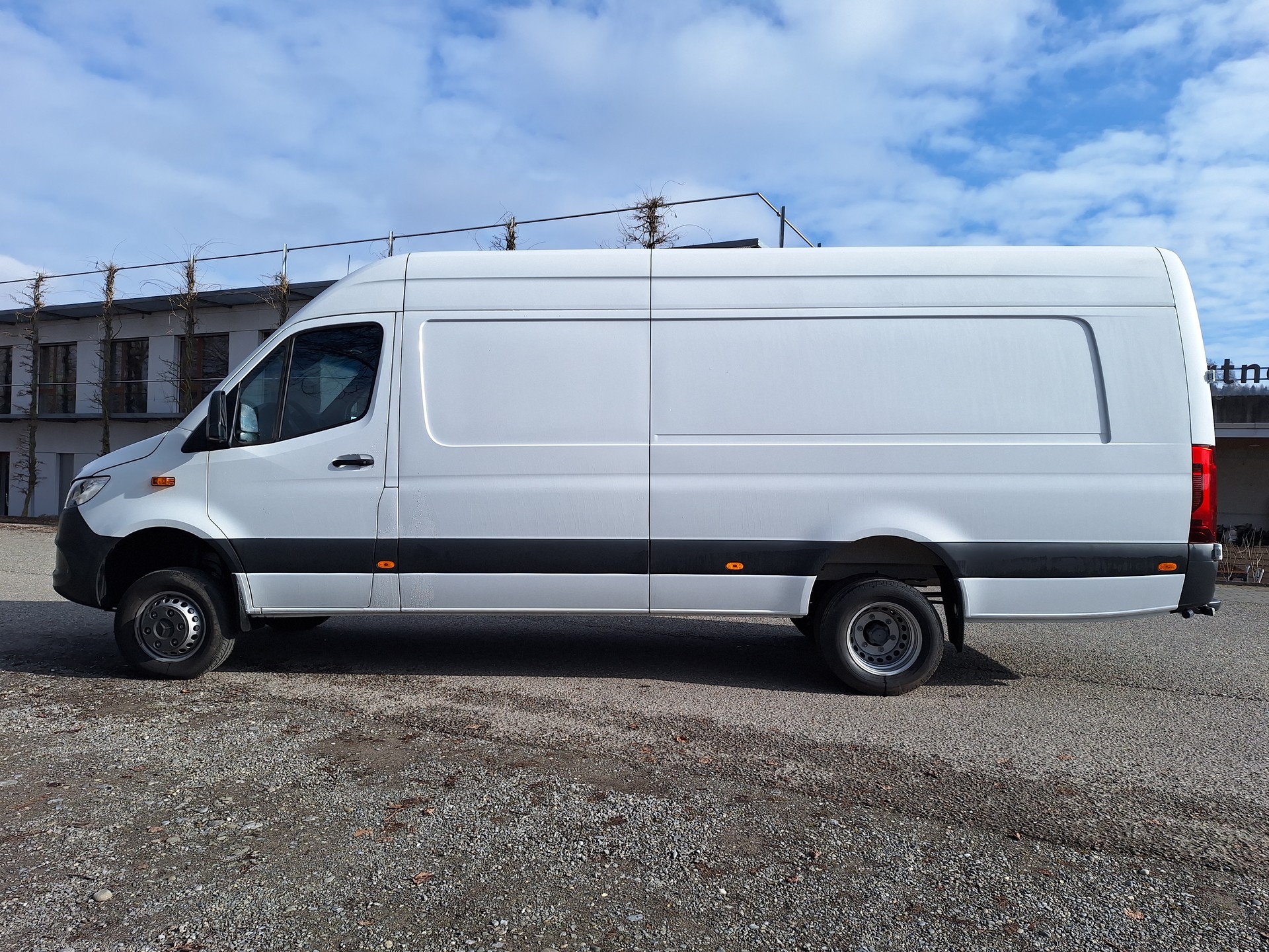 MERCEDES-BENZ 516 CDI 4x4 XL-image-4