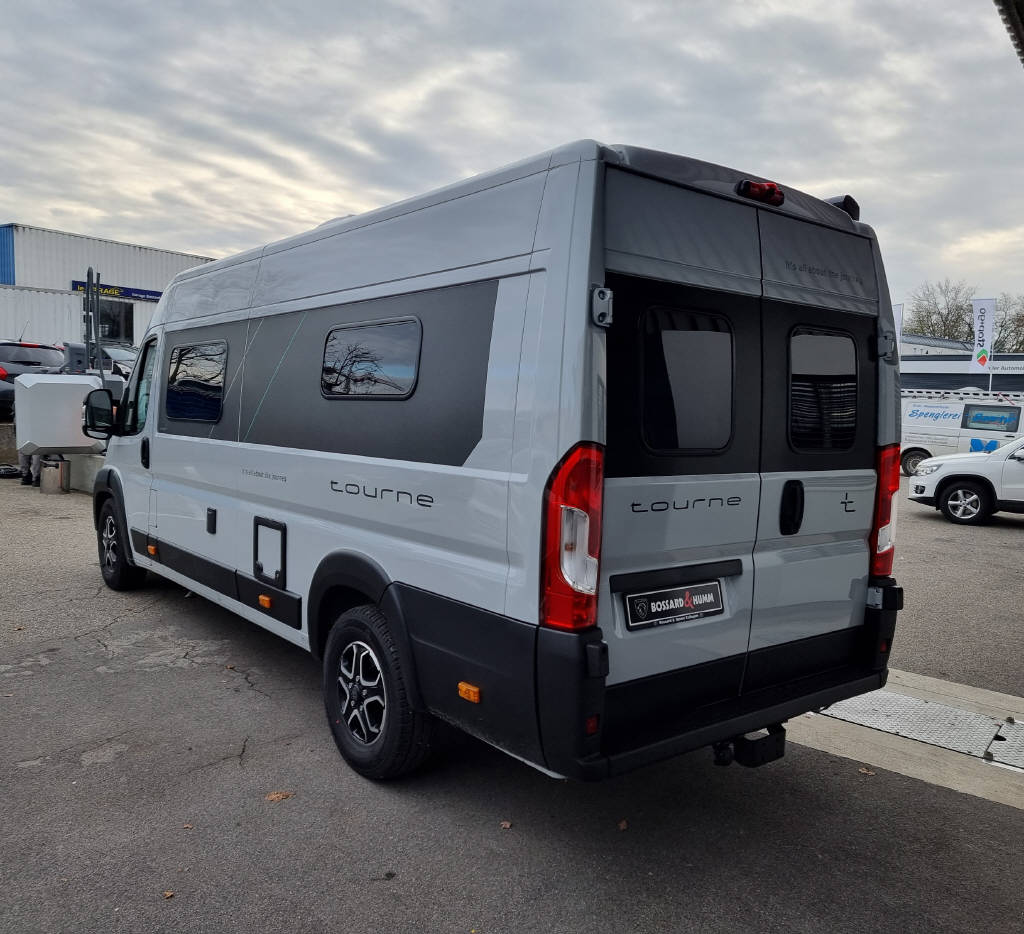 TOURNE MOBIL 6.4 Cruise 180PS EAT8-image-2