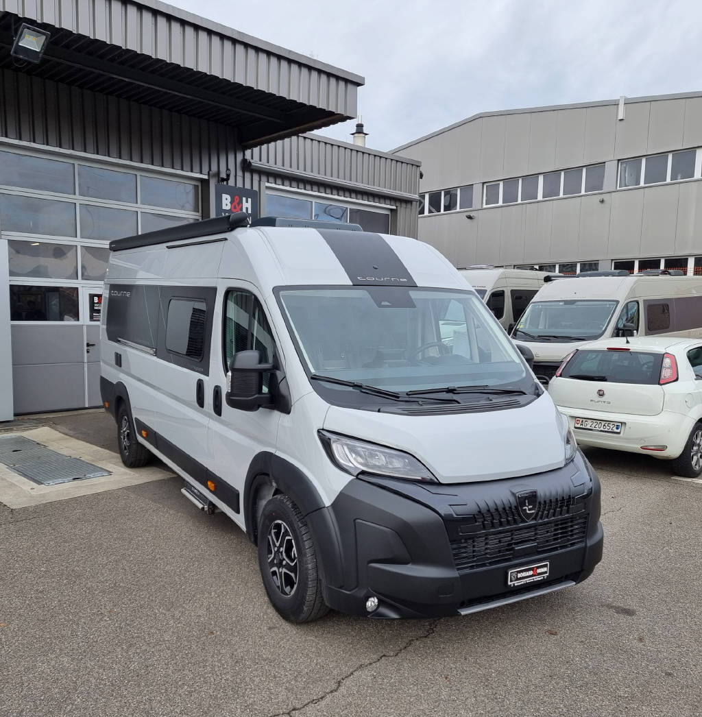 TOURNE MOBIL 6.4 Cruise 180PS EAT8