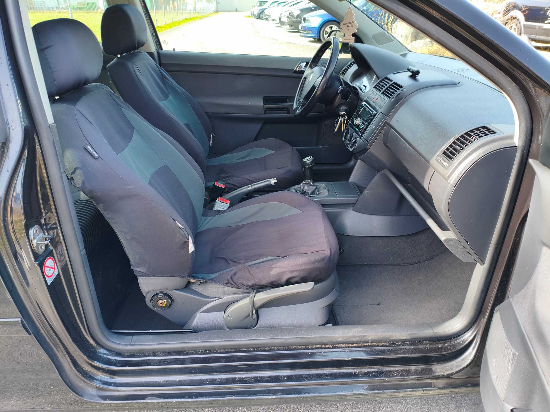 VW Polo 1.9 TDI Trendline-image-10